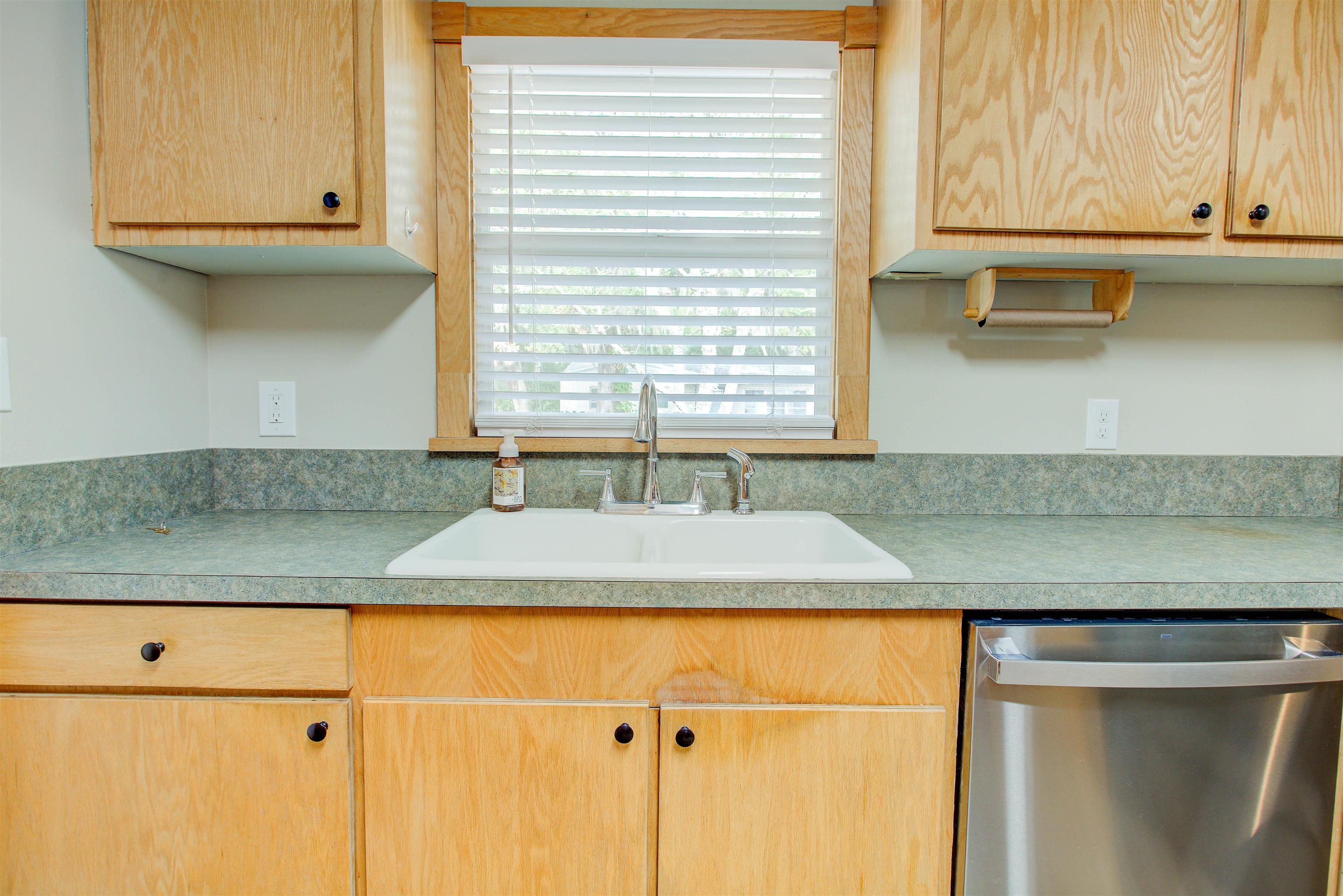 Image 31 of 70 For 2205 Gillis St