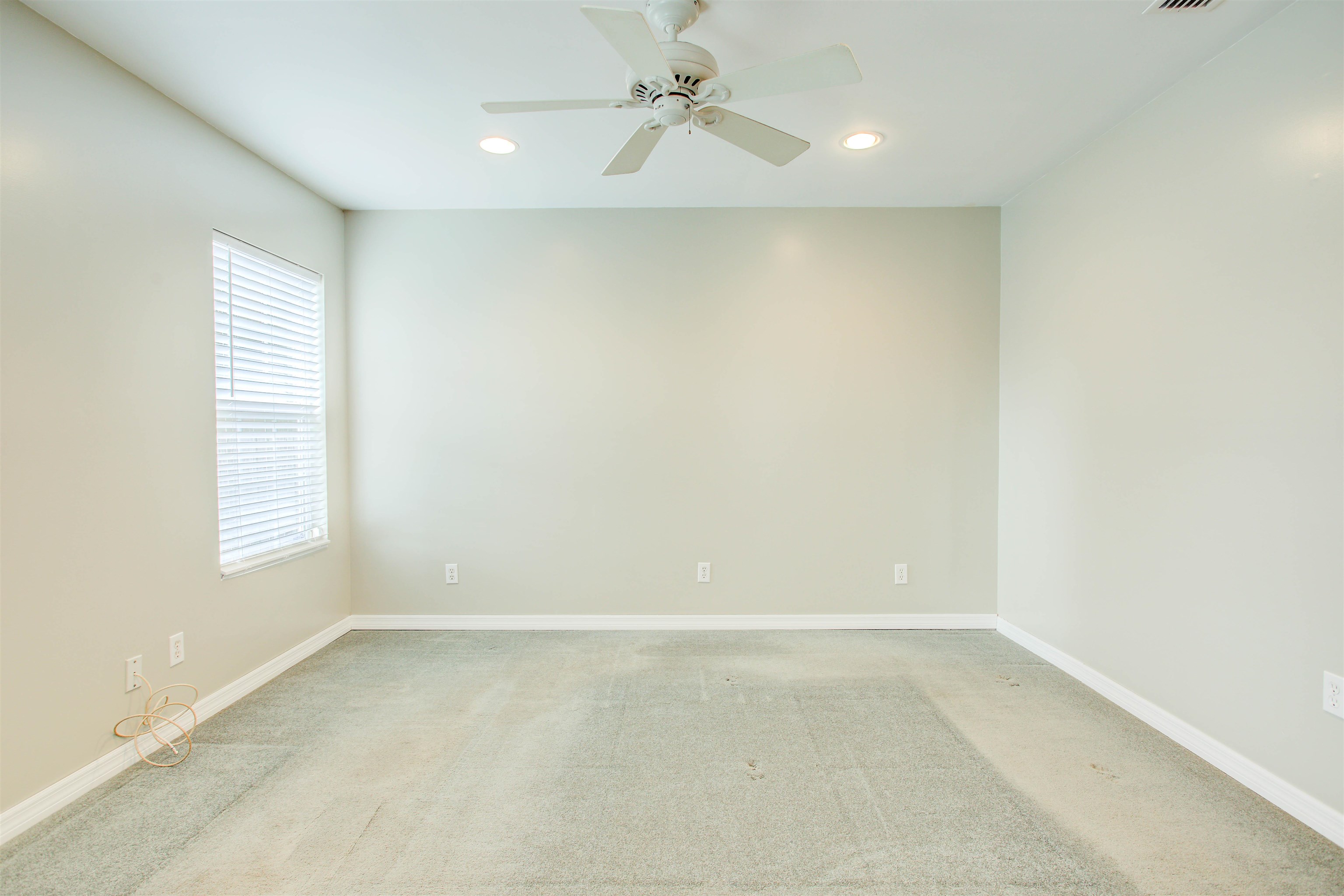 Image 38 of 70 For 2205 Gillis St