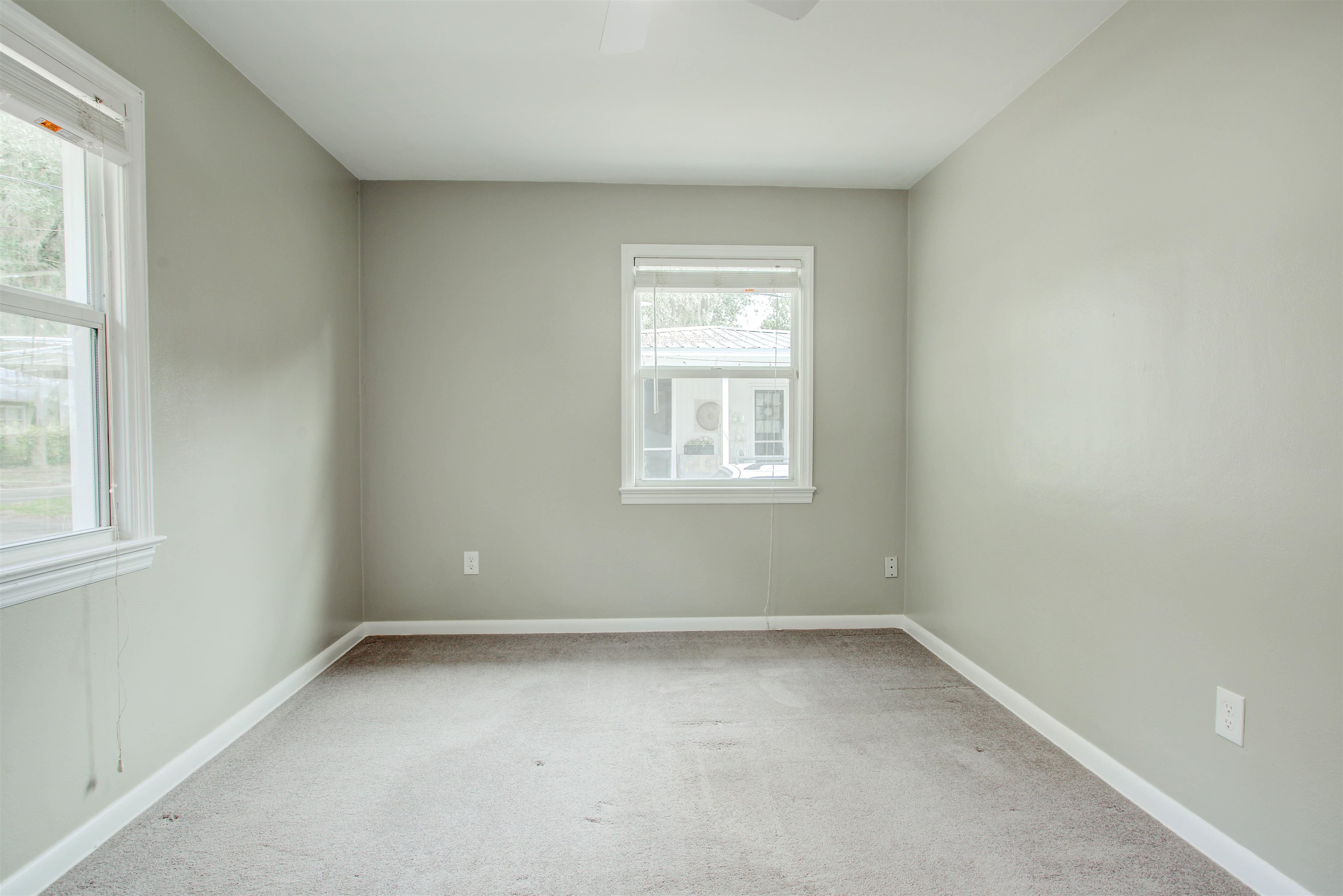 Image 51 of 70 For 2205 Gillis St