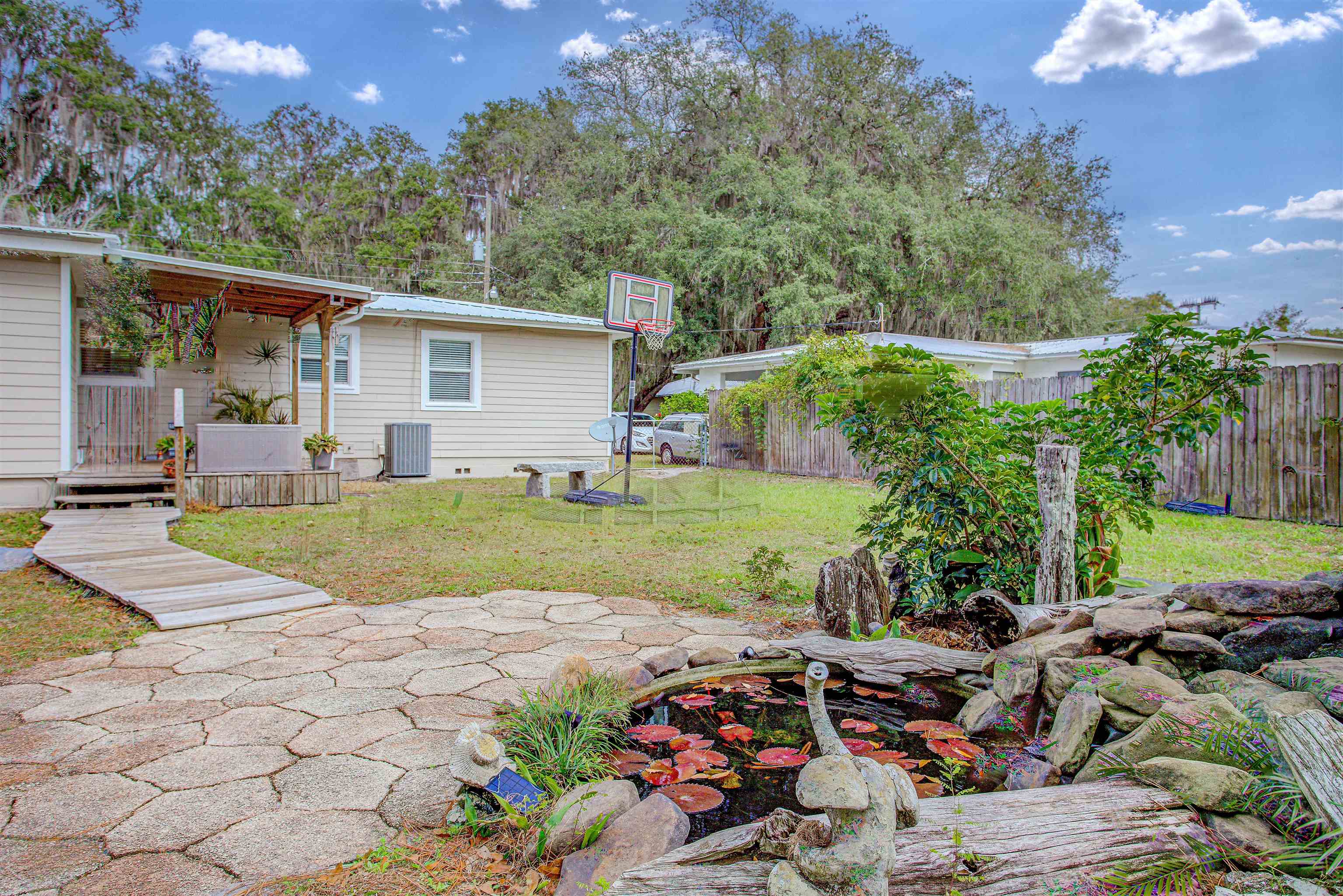 Image 68 of 70 For 2205 Gillis St