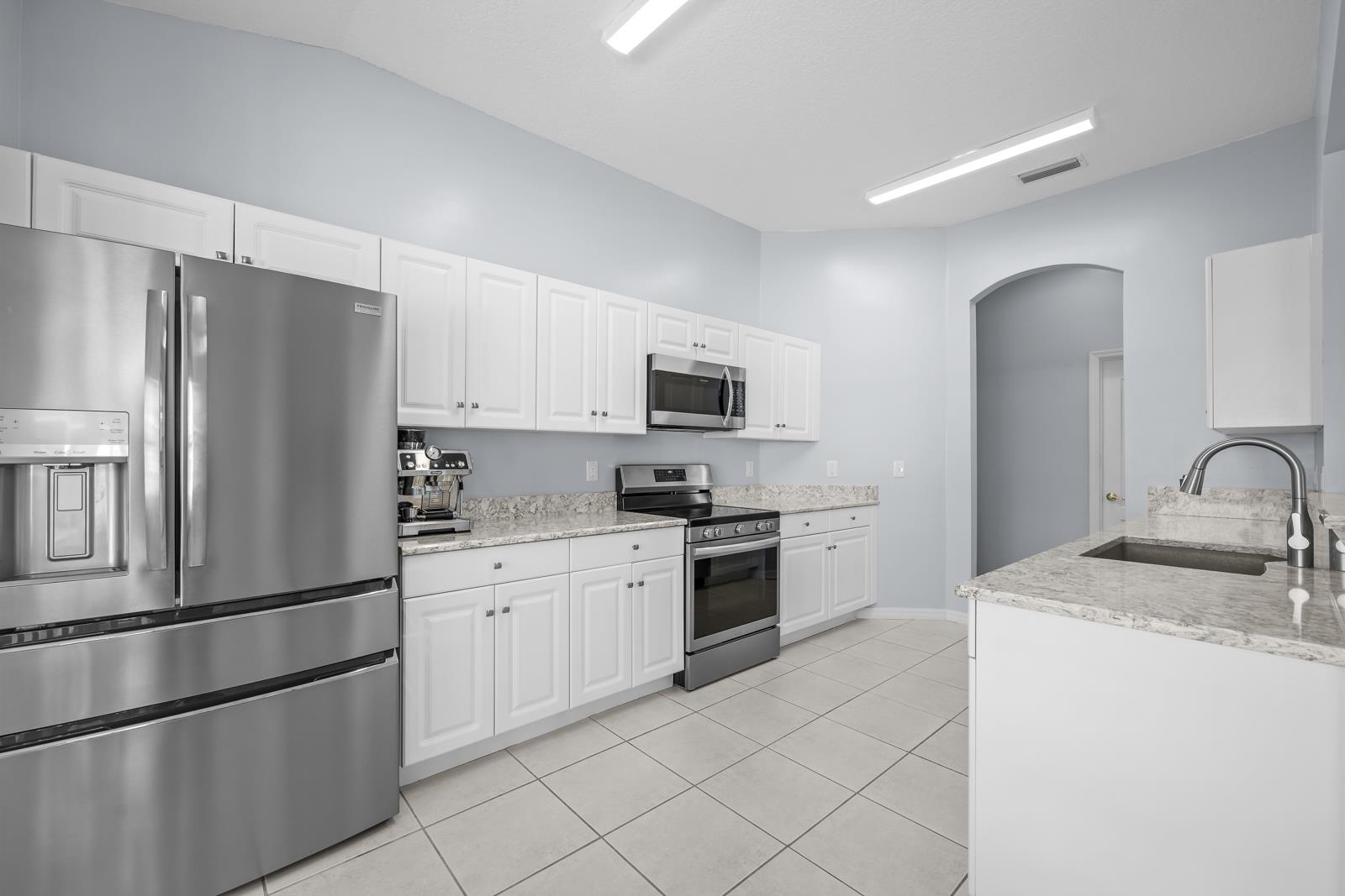 Image 16 of 68 For 1116 Compass Row