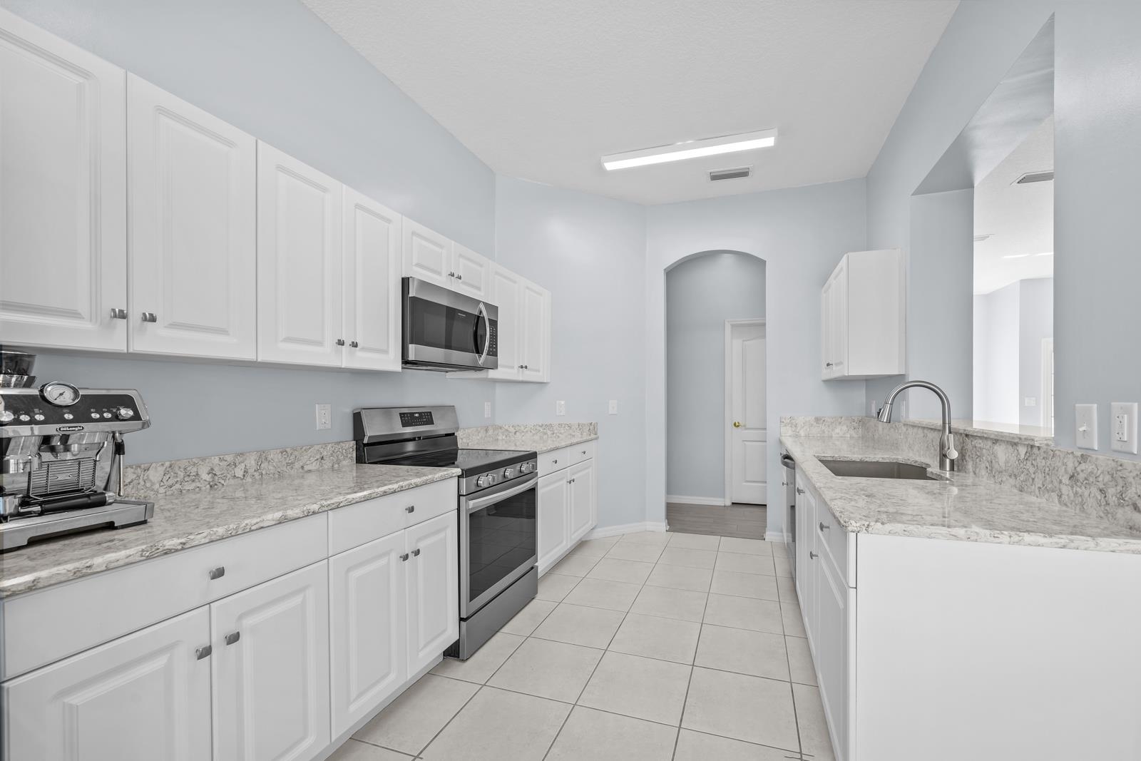 Image 18 of 68 For 1116 Compass Row