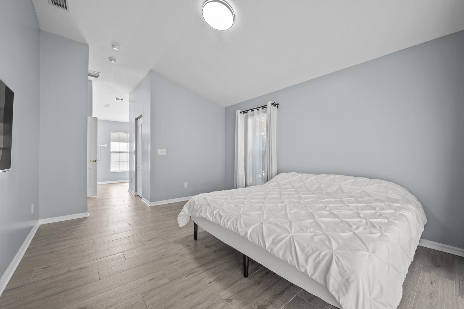 Image 26 of 68 For 1116 Compass Row