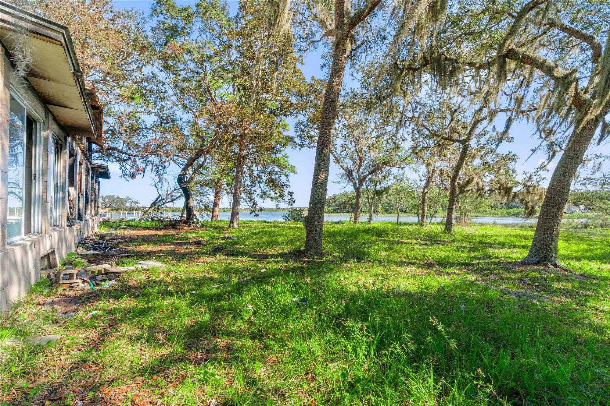 Image 14 of 38 For 1540 Arapaho Ave