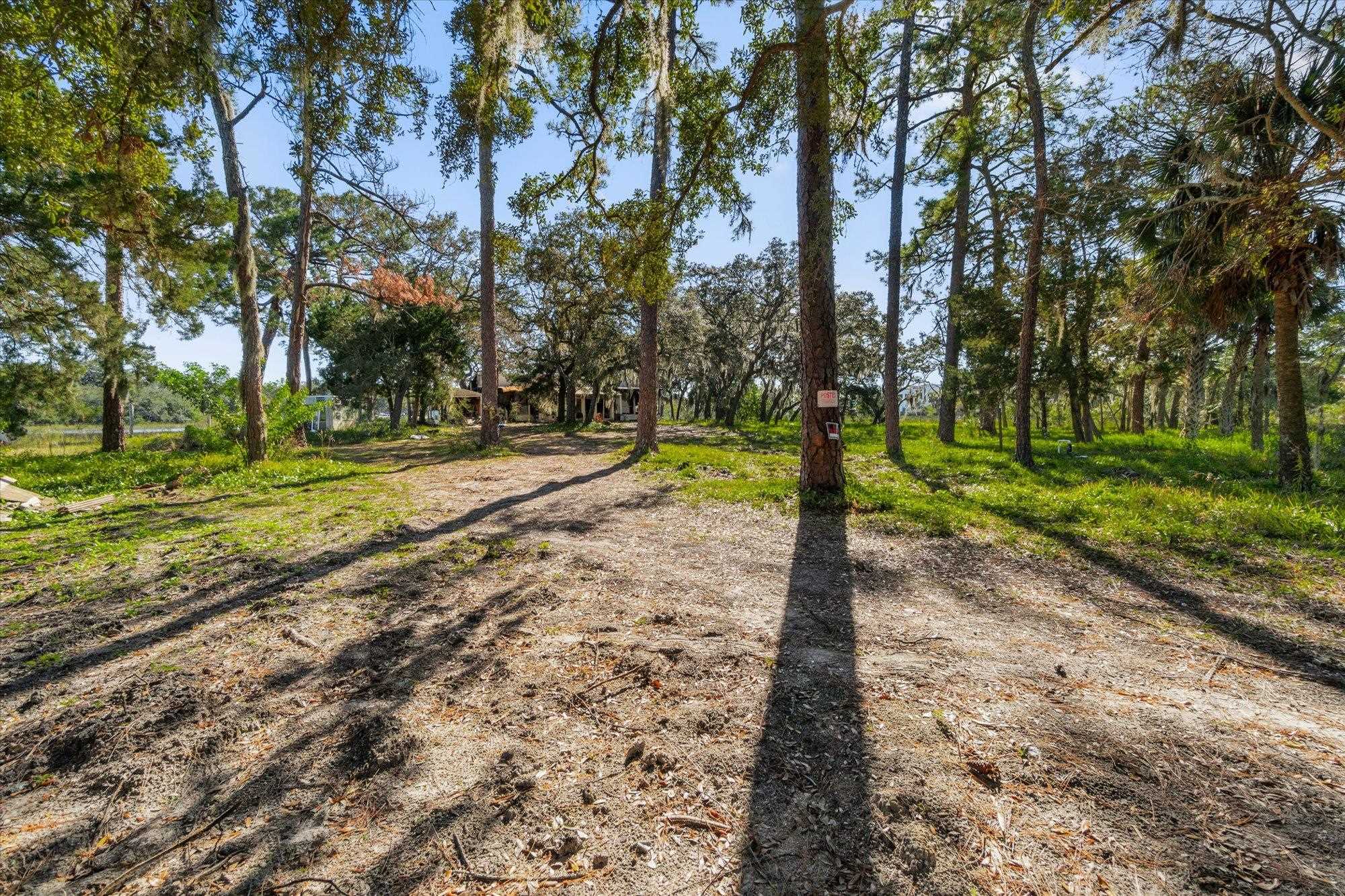 Image 2 of 38 For 1540 Arapaho Ave