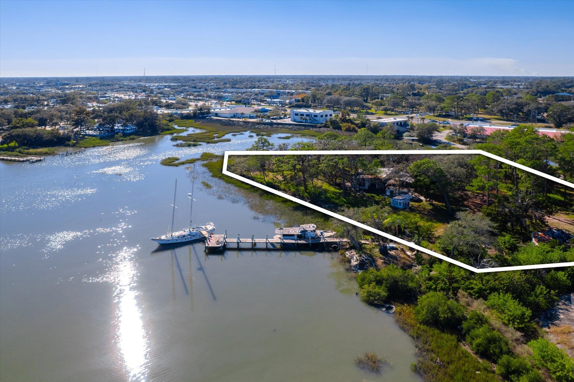 Image 32 of 38 For 1540 Arapaho Ave