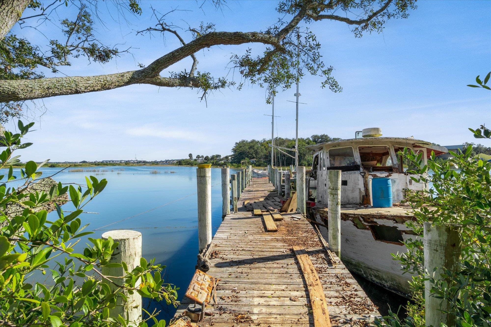 Image 5 of 38 For 1540 Arapaho Ave