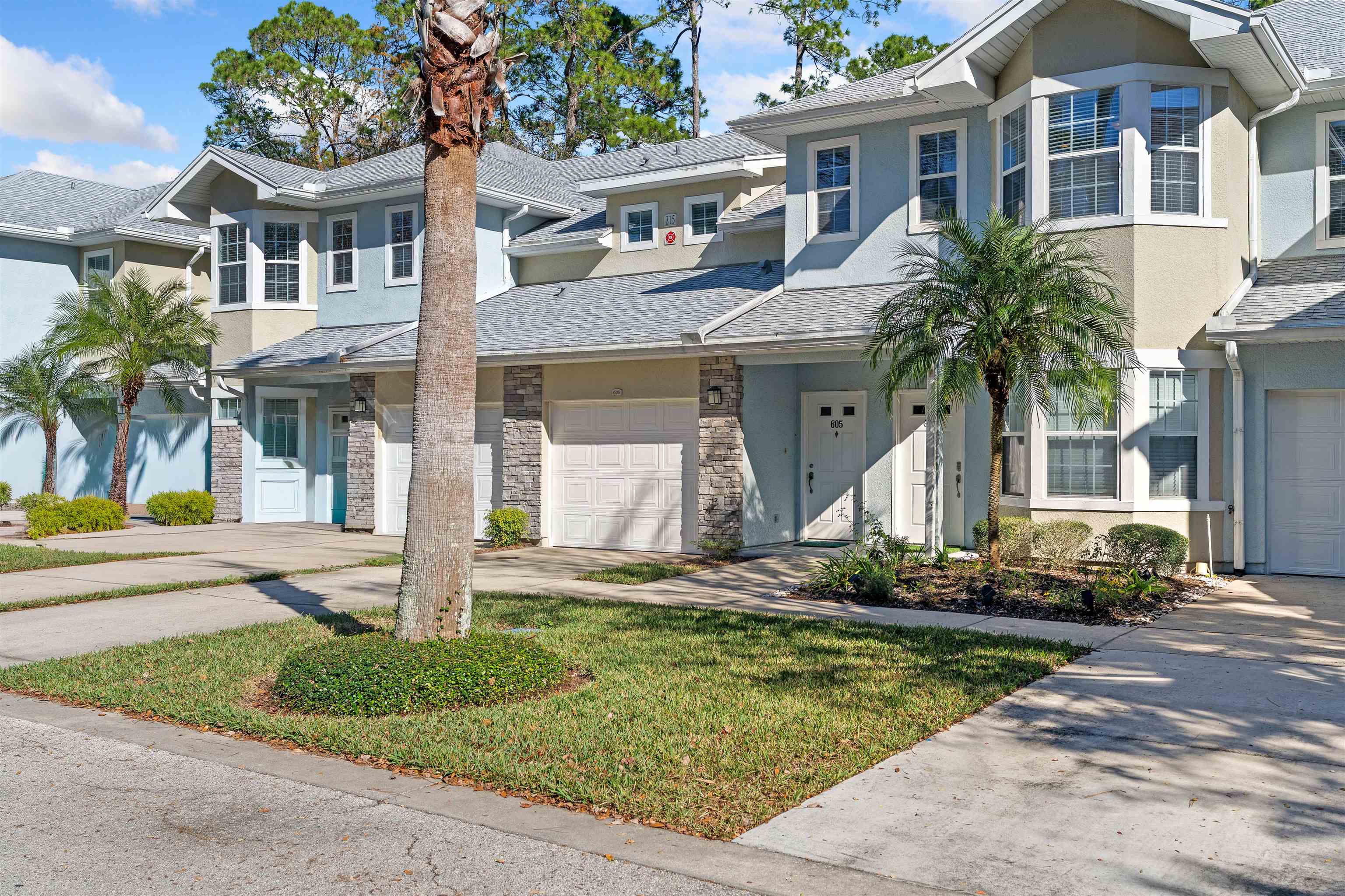 Image 25 of 78 For 215 Bayberry Cir  605