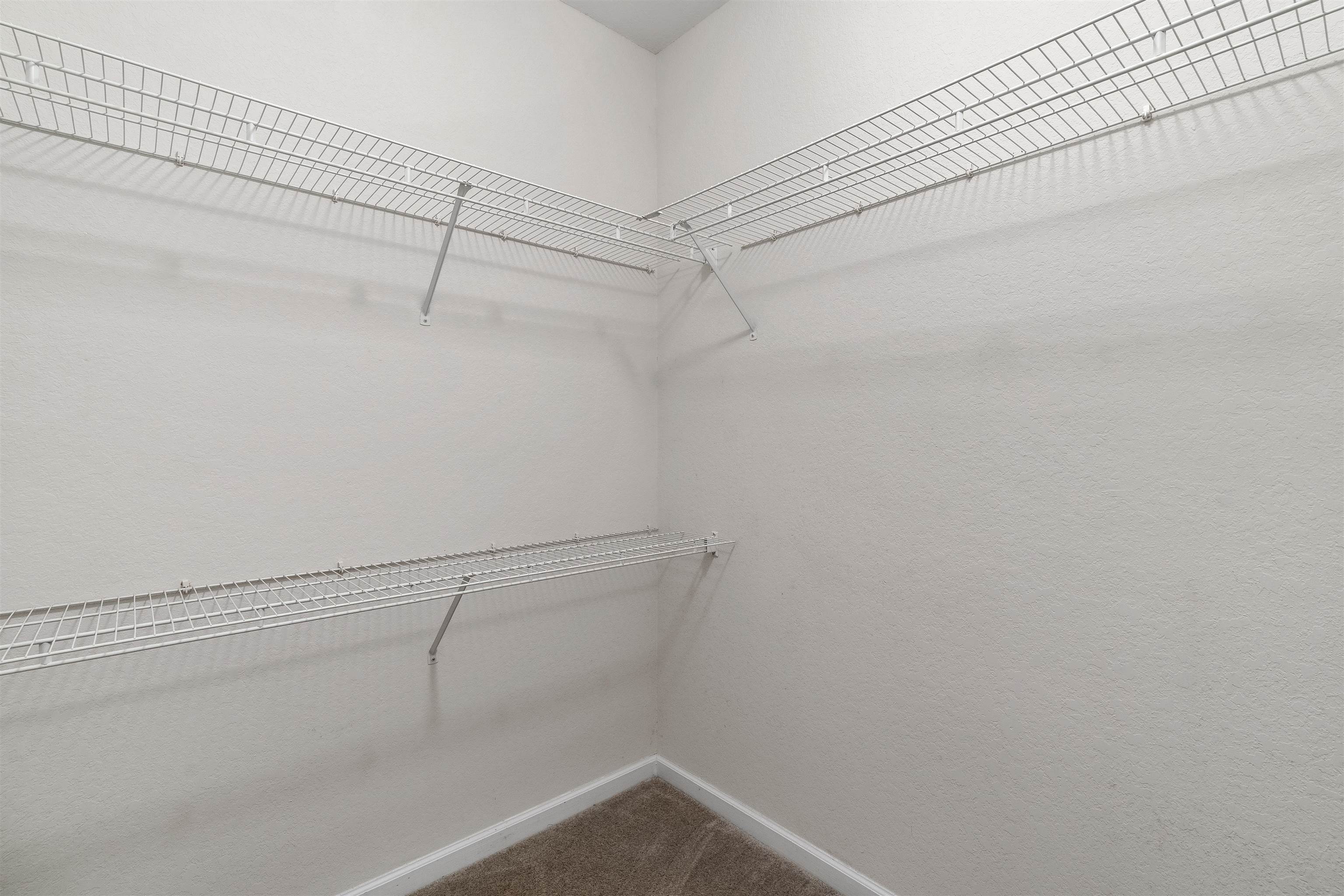 Image 35 of 78 For 215 Bayberry Cir  605