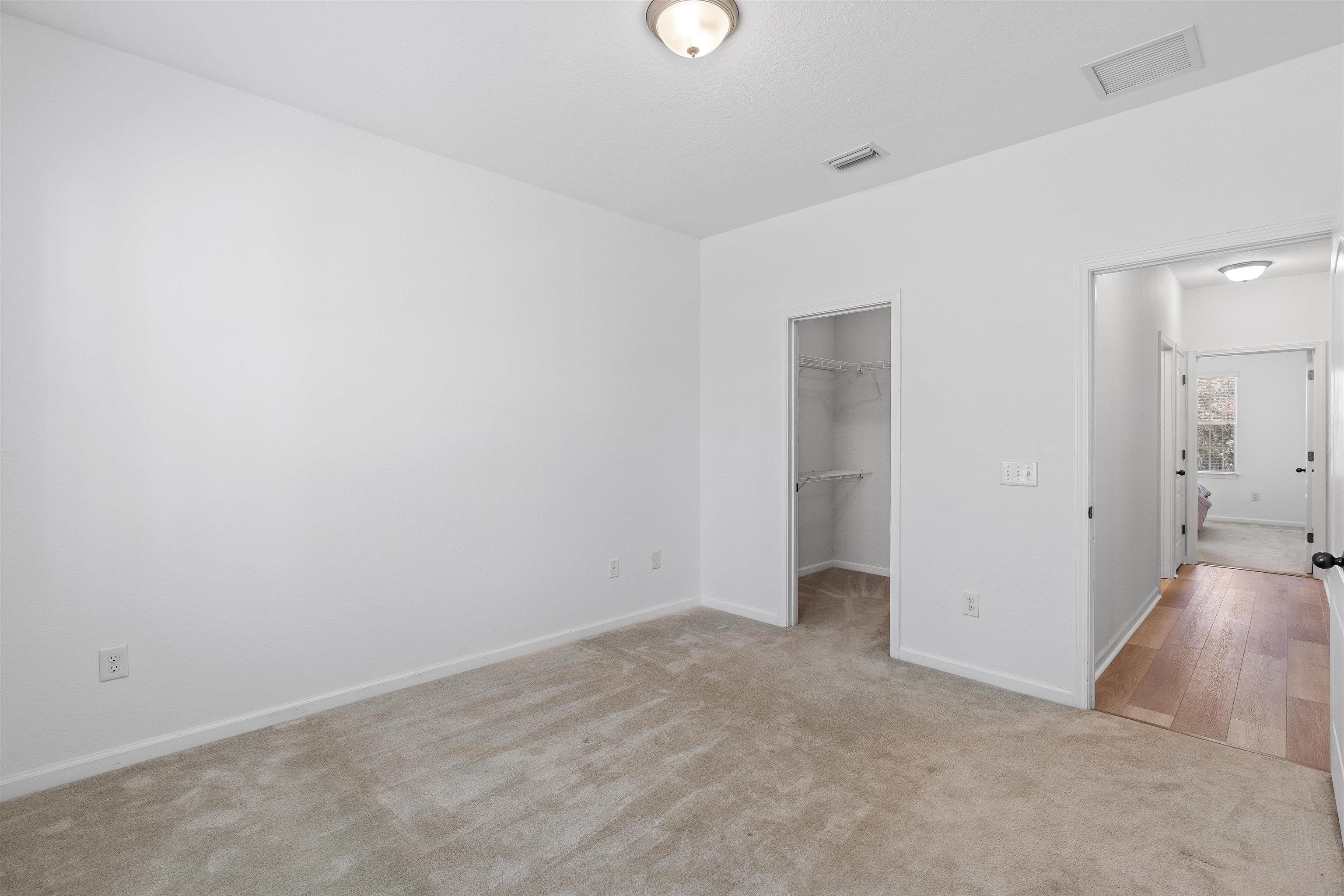 Image 37 of 78 For 215 Bayberry Cir  605