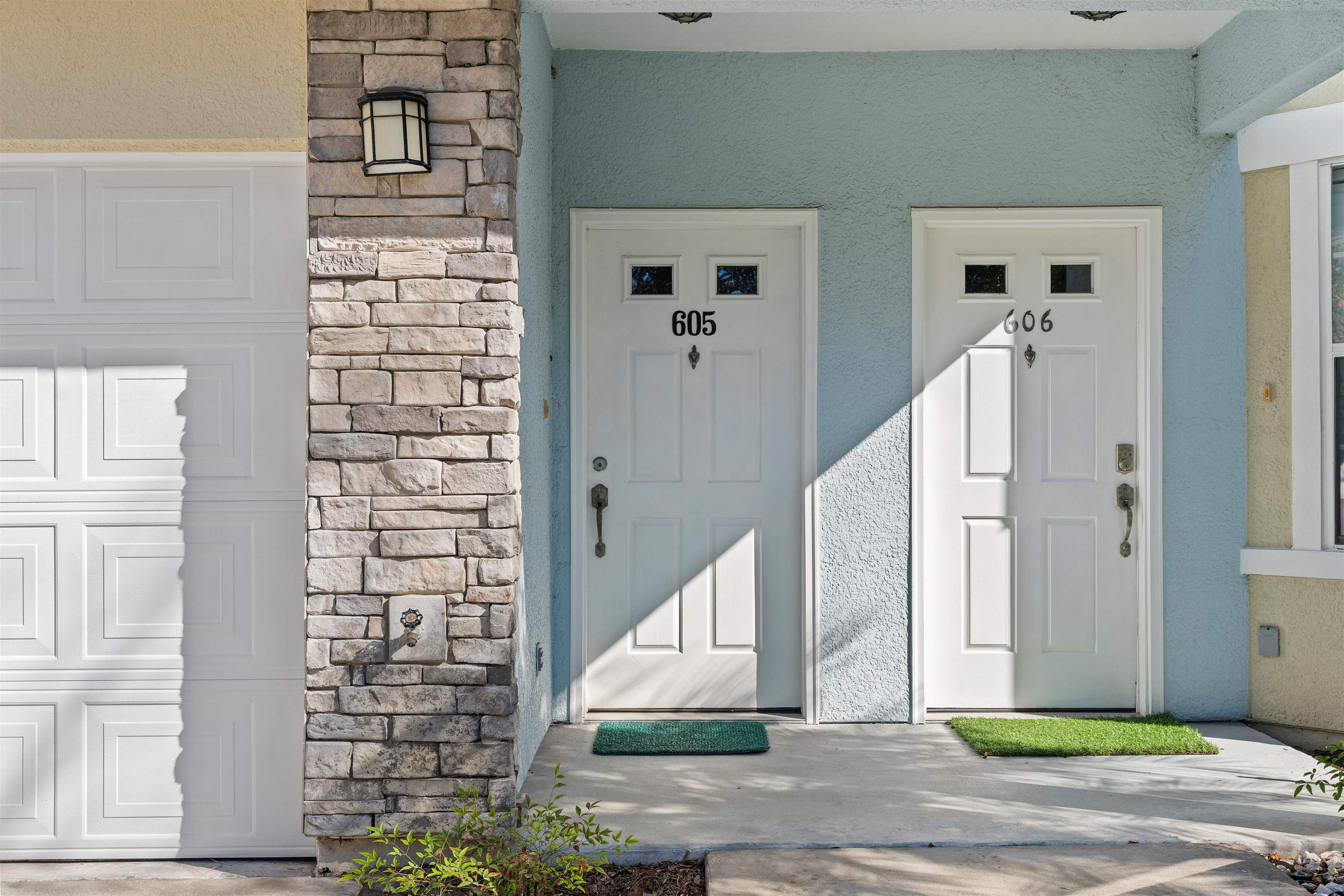 Image 56 of 78 For 215 Bayberry Cir  605