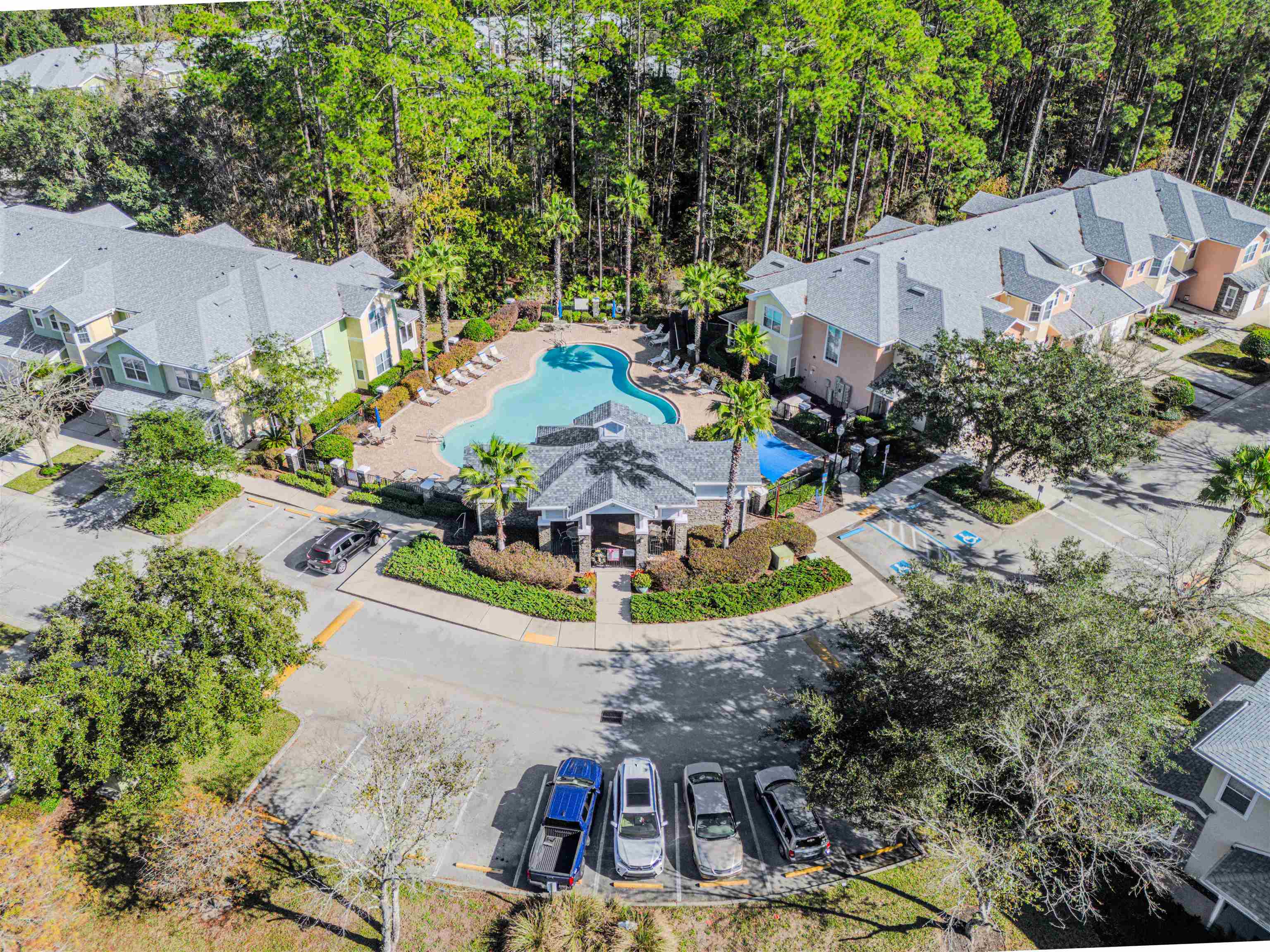 Image 76 of 78 For 215 Bayberry Cir  605