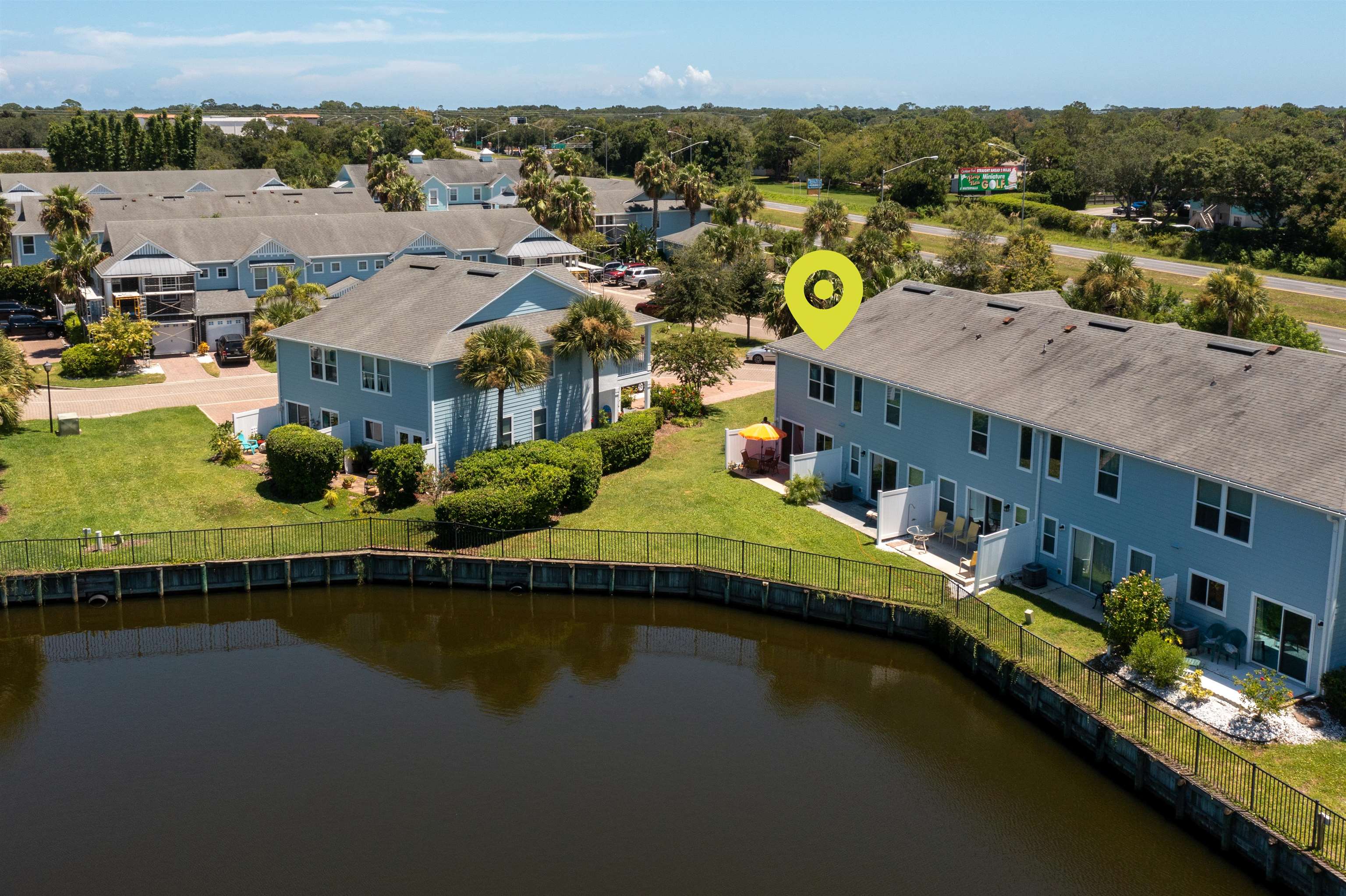 Image 2 of 42 For 205 Islander Dr