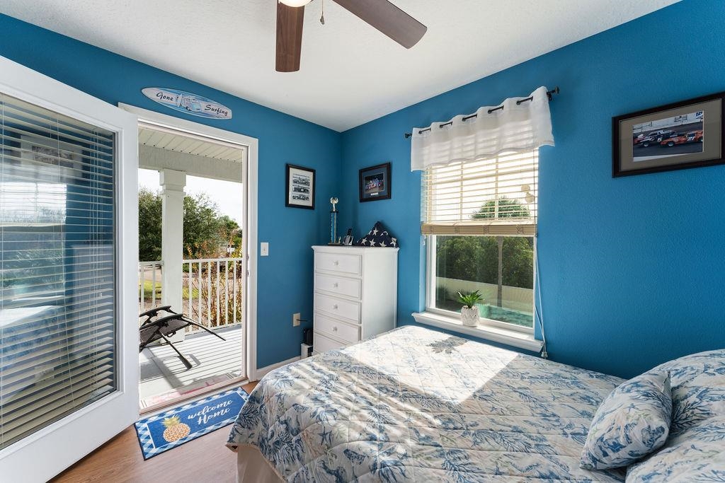 Image 25 of 42 For 205 Islander Dr