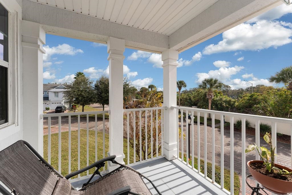 Image 26 of 42 For 205 Islander Dr