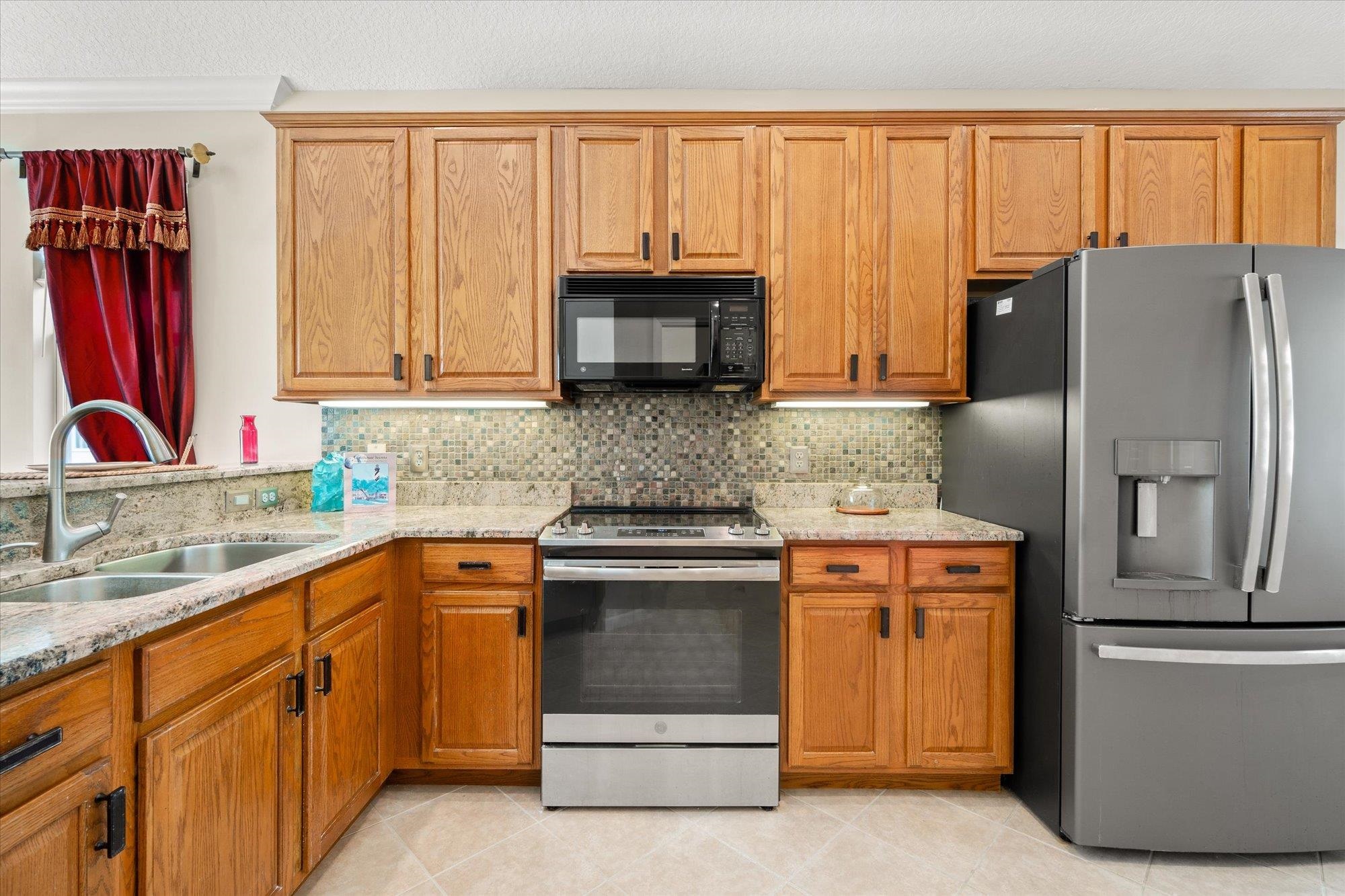 Image 11 of 48 For 608 Copperhead Circle