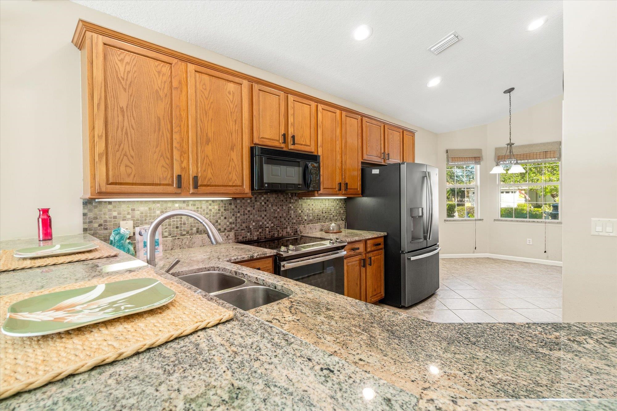 Image 12 of 48 For 608 Copperhead Circle