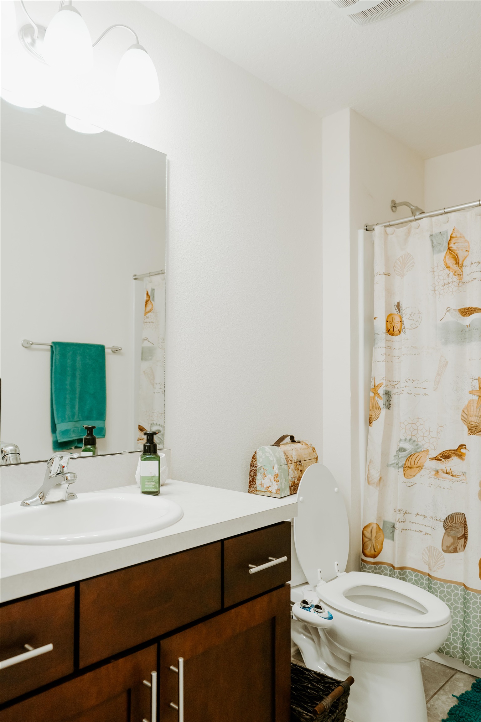 Image 11 of 51 For 563 Seville Pkwy