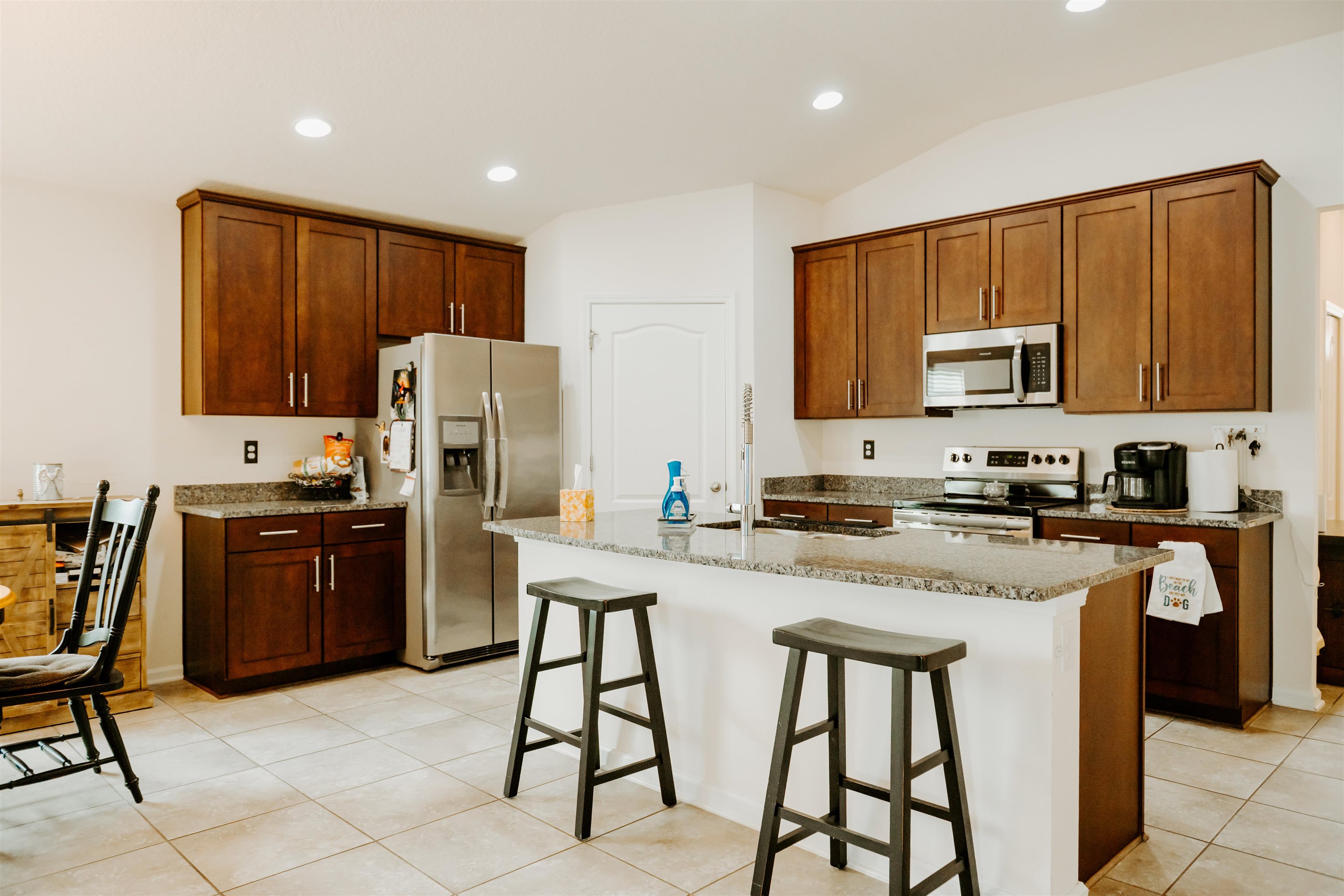 Image 25 of 51 For 563 Seville Pkwy