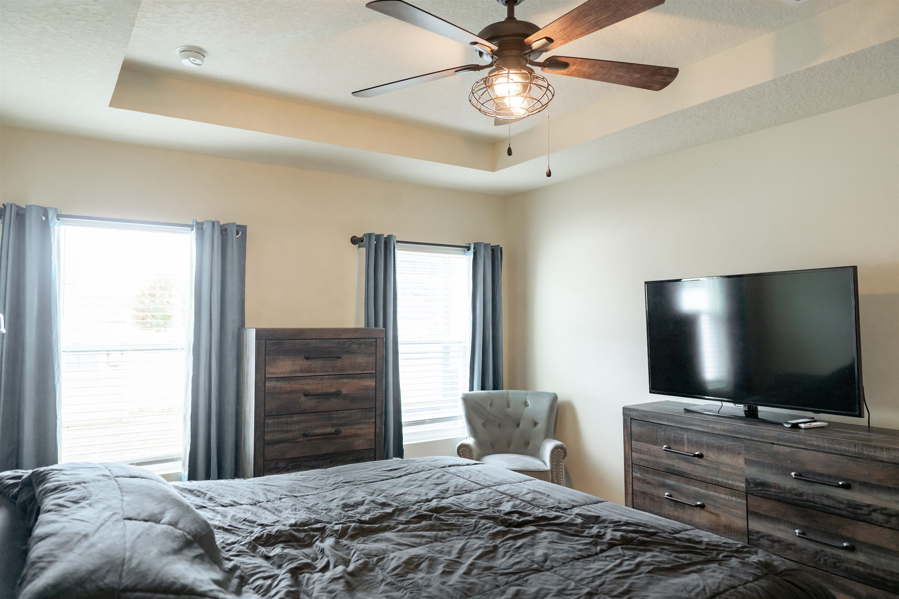 Image 37 of 51 For 563 Seville Pkwy