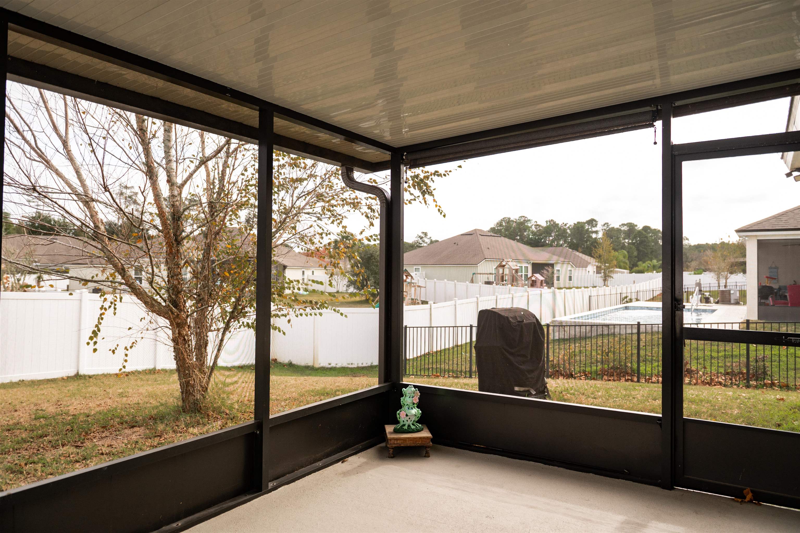 Image 45 of 51 For 563 Seville Pkwy