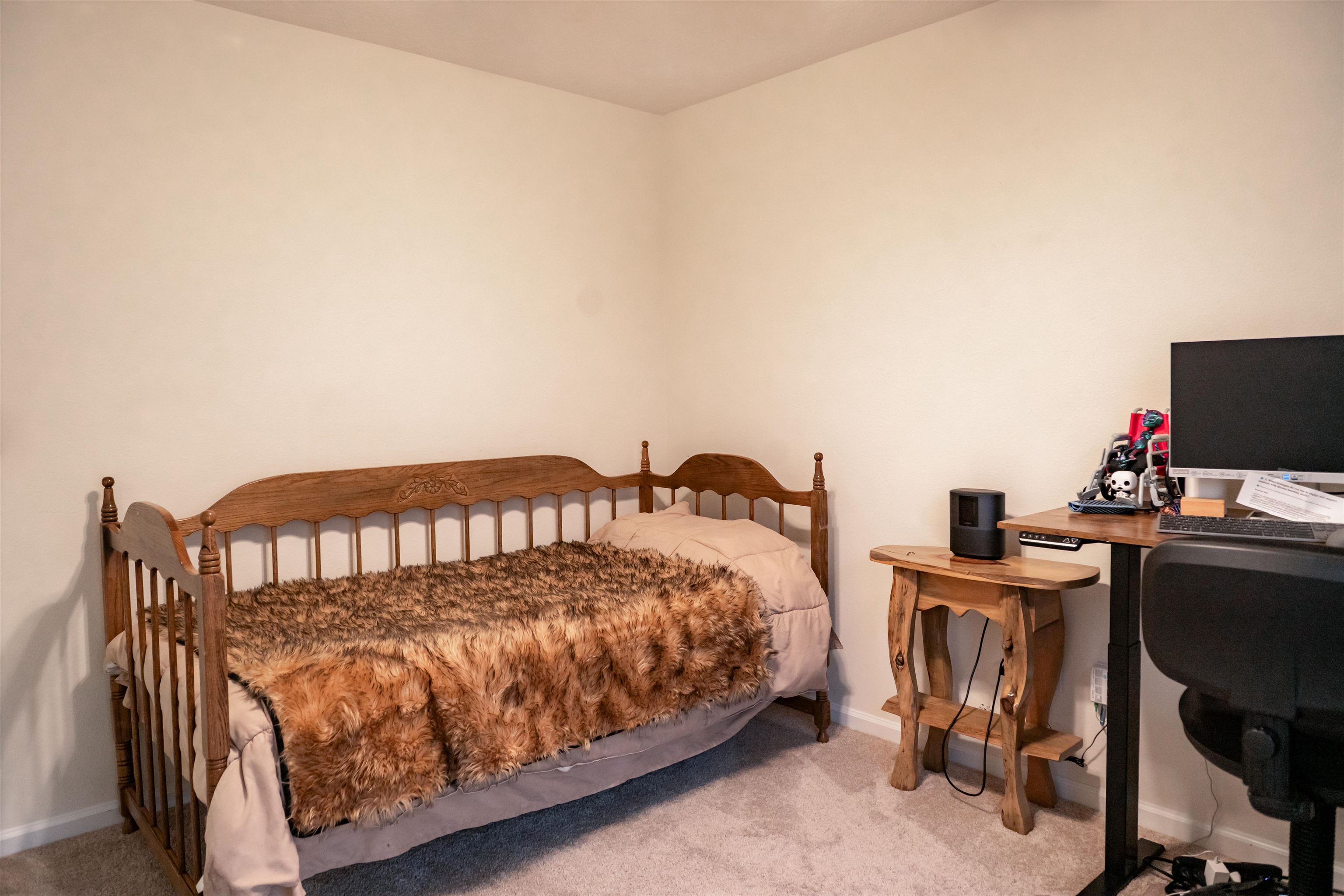 Image 8 of 51 For 563 Seville Pkwy