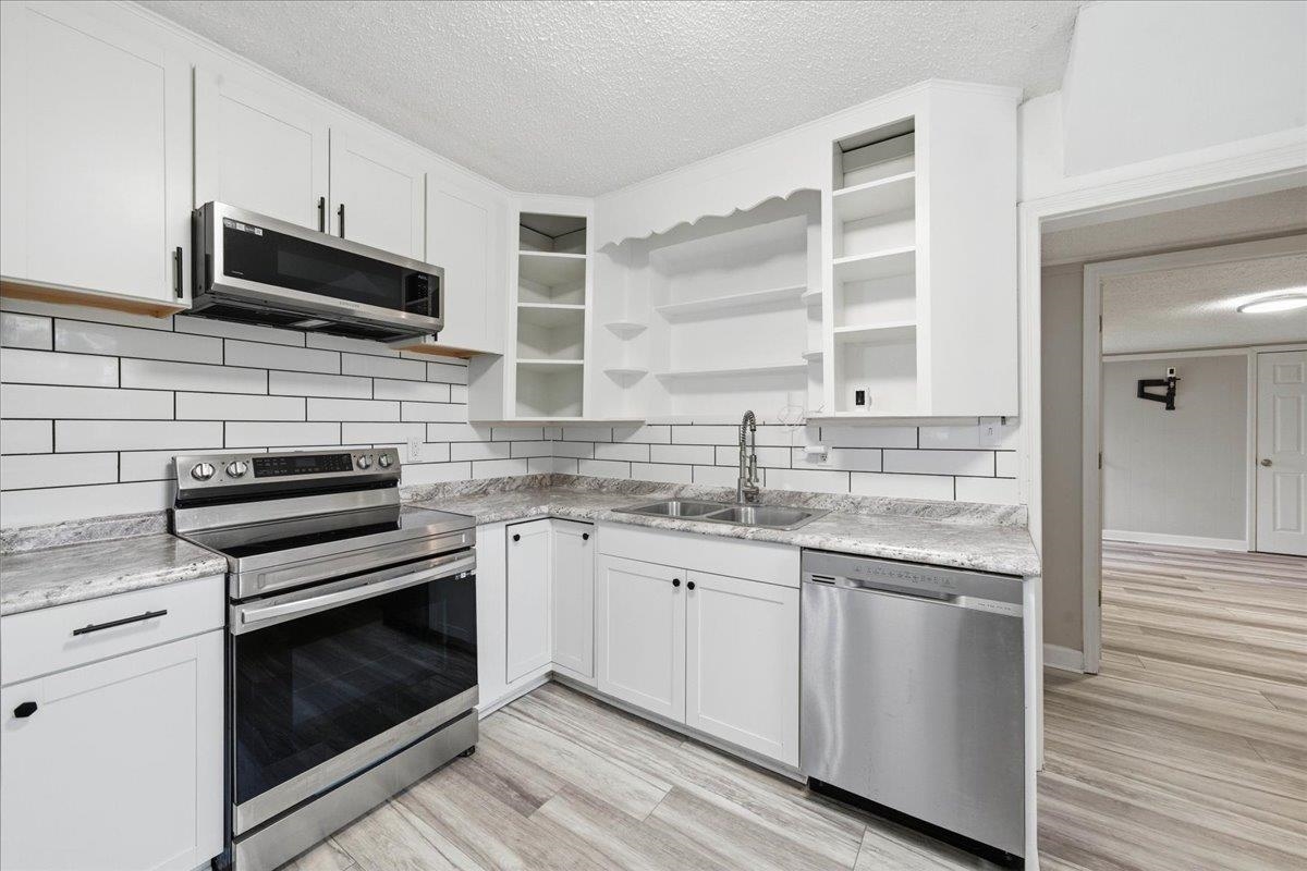 Image 10 of 45 For 5419 Alpha Ave