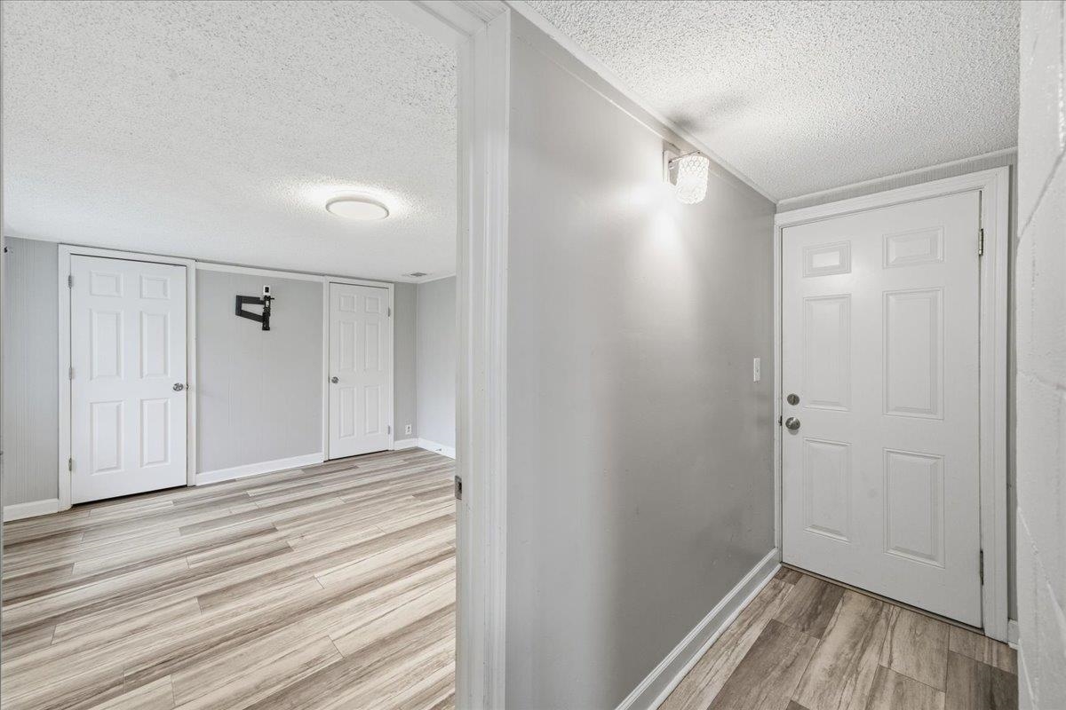 Image 19 of 45 For 5419 Alpha Ave