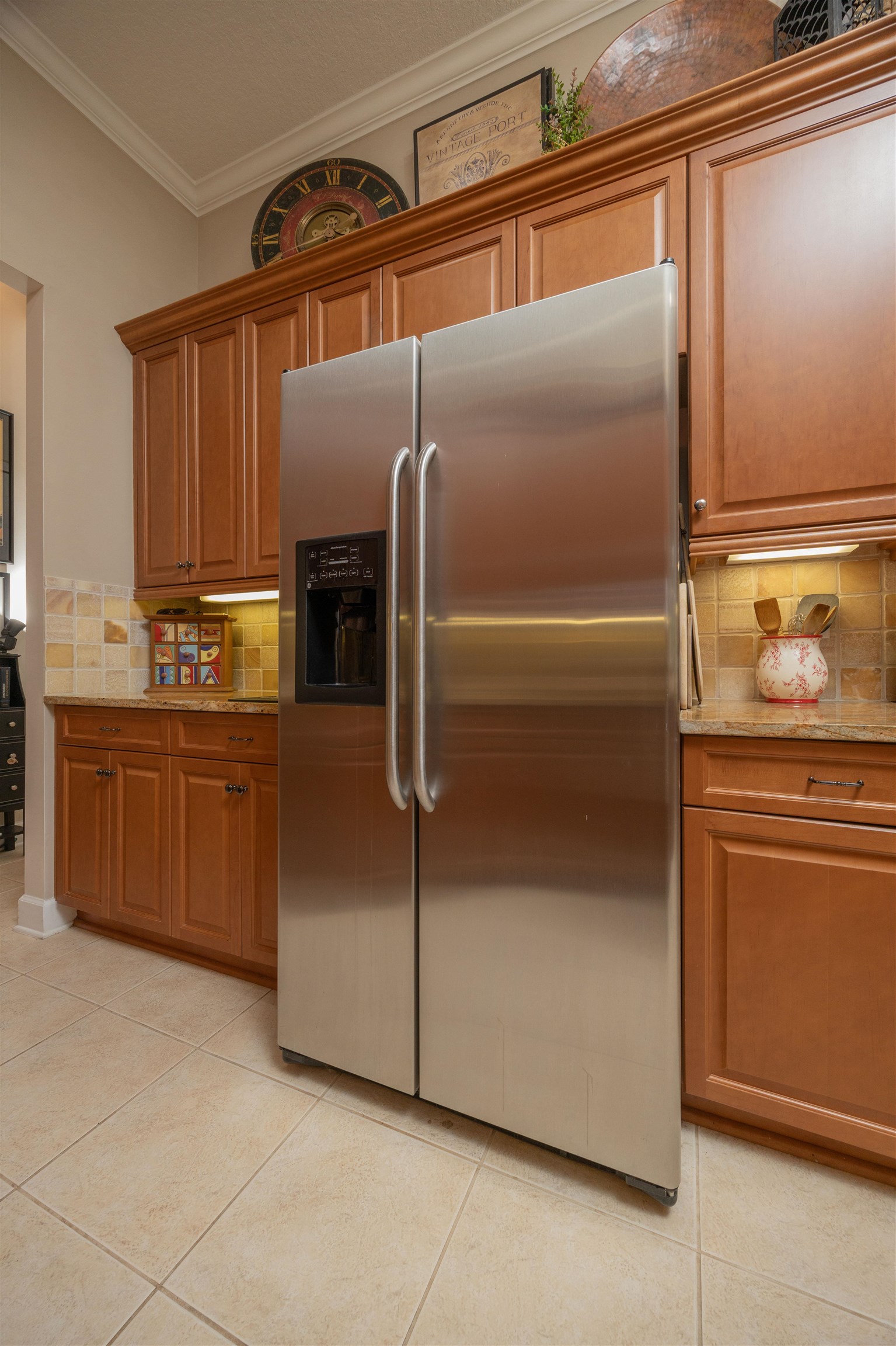 Image 17 of 77 For 1160 Inverness Dr