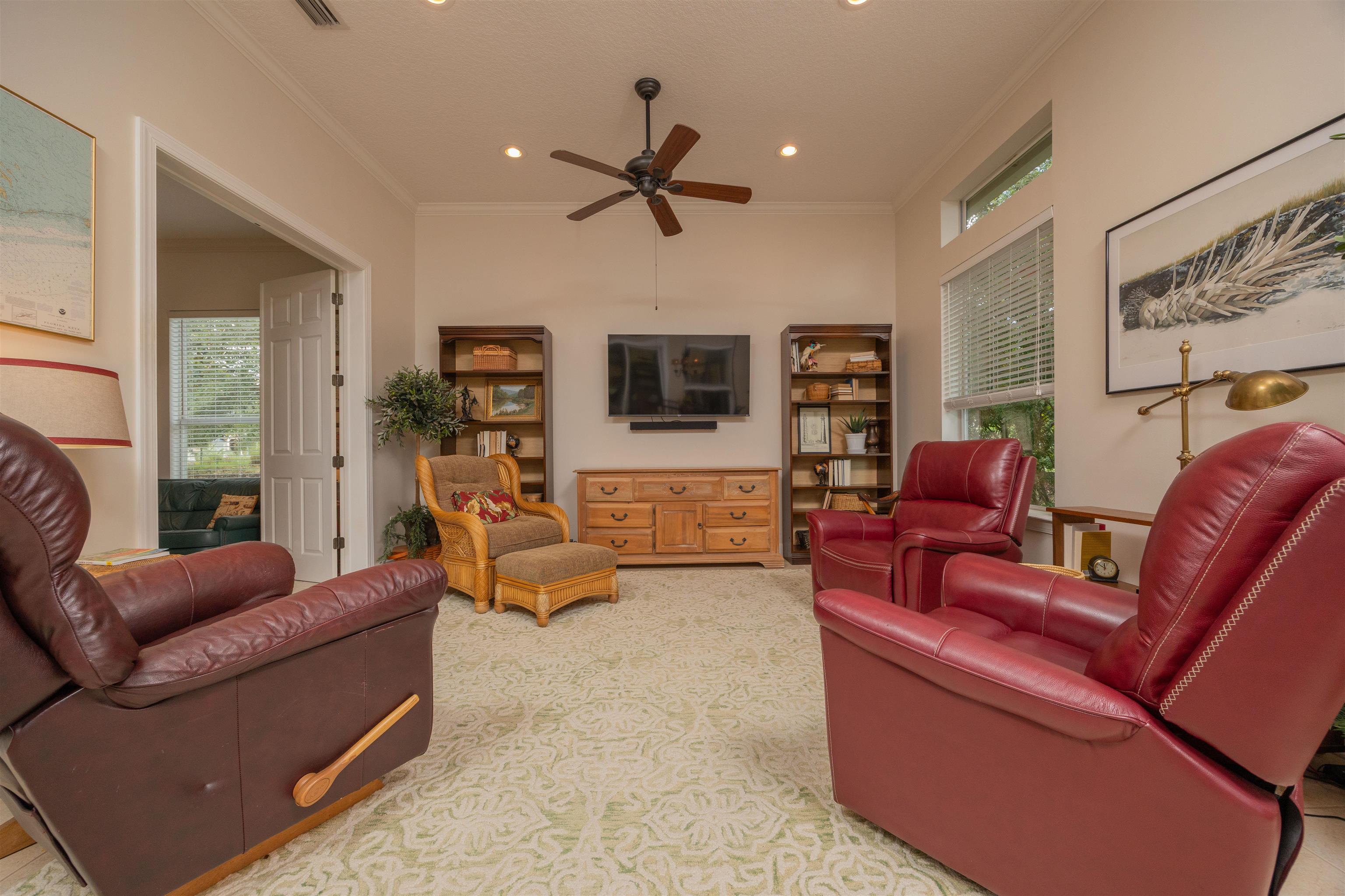 Image 22 of 77 For 1160 Inverness Dr