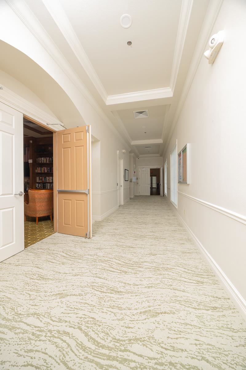 Image 50 of 77 For 1160 Inverness Dr