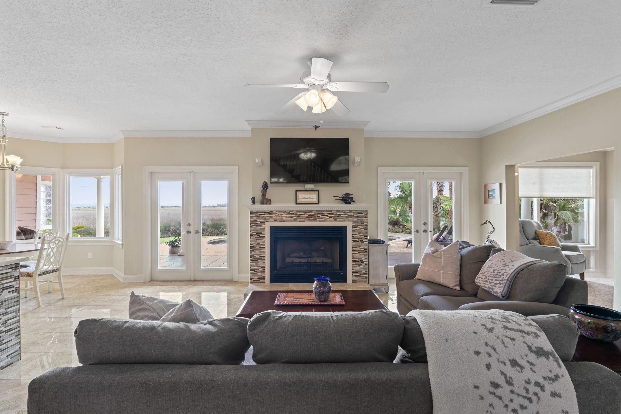 Image 11 of 77 For 821 Kalli Creek Lane