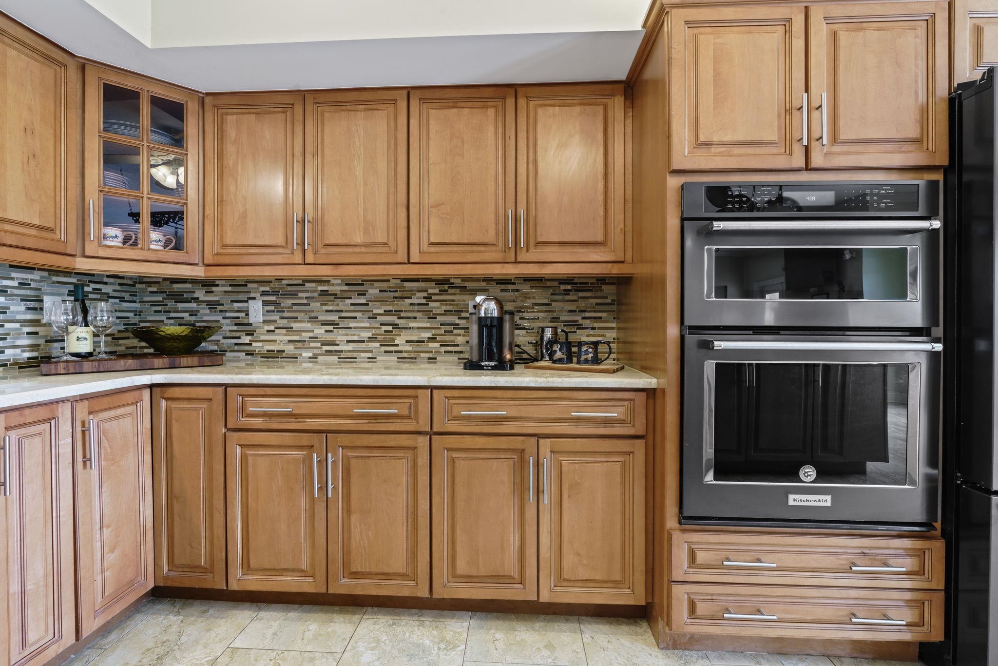 Image 14 of 77 For 821 Kalli Creek Lane