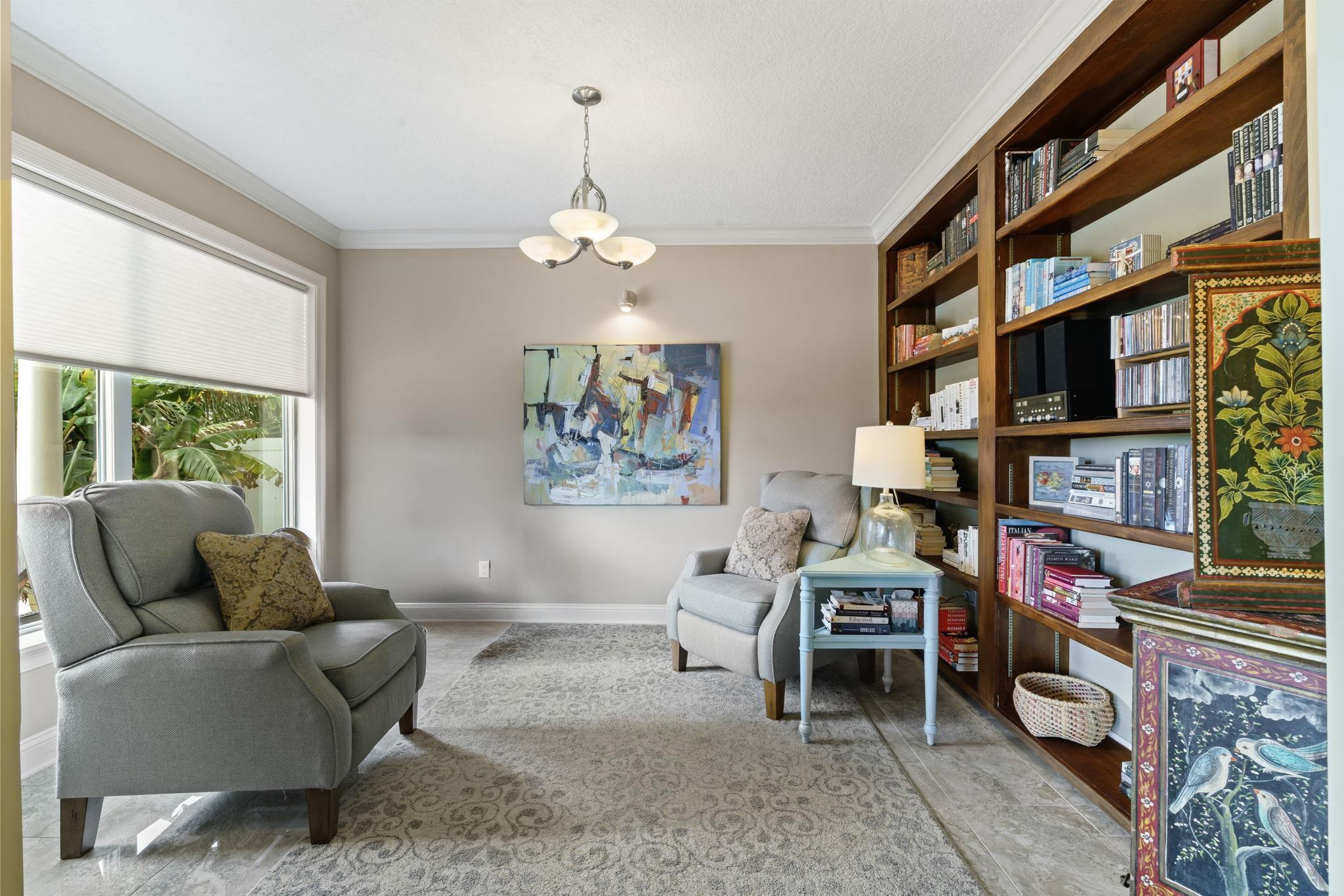 Image 21 of 77 For 821 Kalli Creek Lane