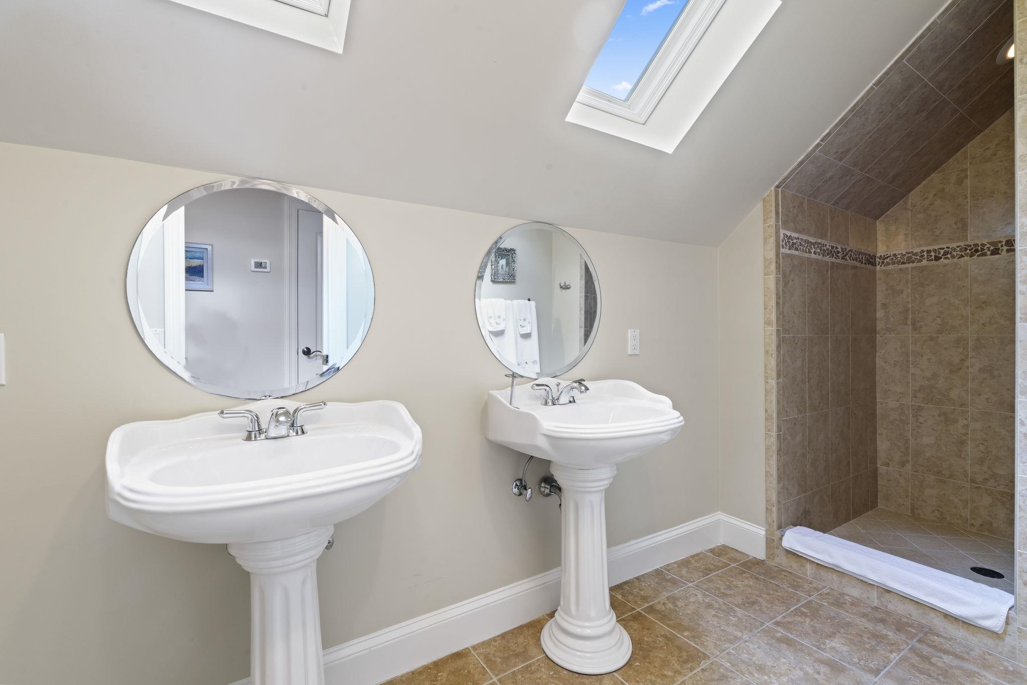 Image 54 of 77 For 821 Kalli Creek Lane