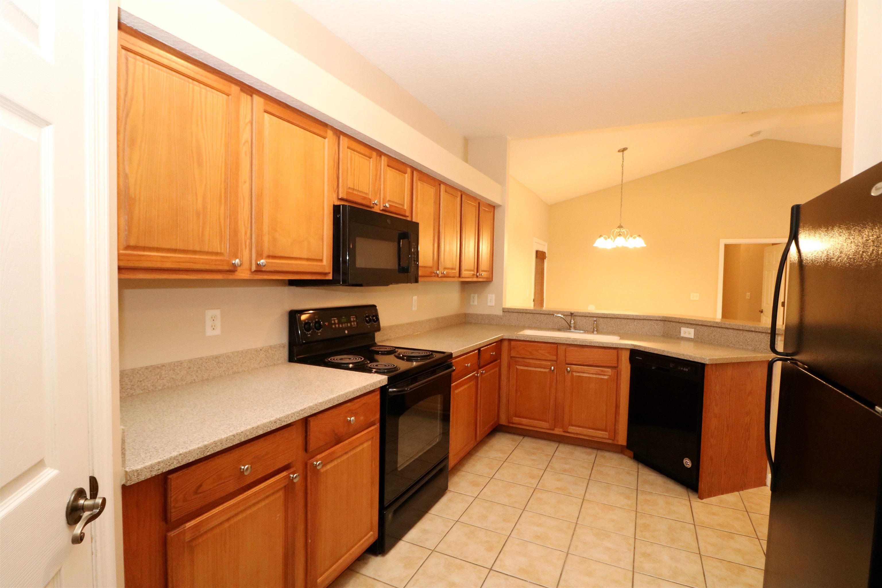 Image 10 of 32 For 104 Laurel Wood Way  207