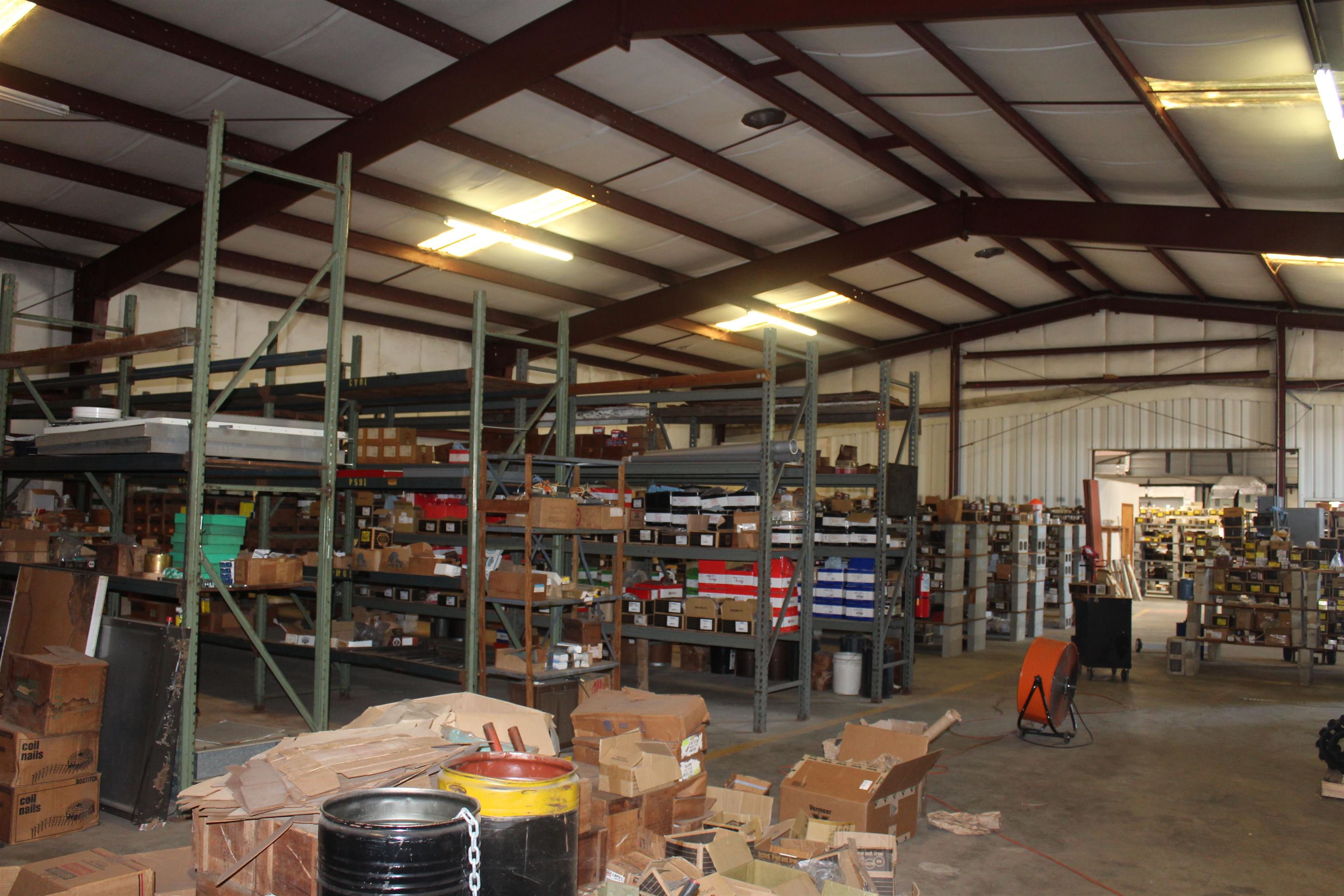 Image 9 of 28 For 2826 Waldo Road Ne