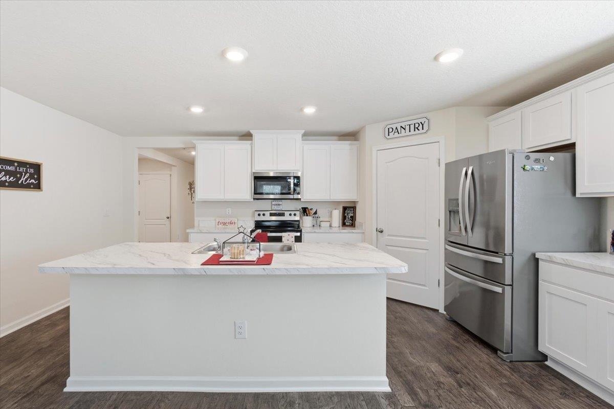 Image 19 of 57 For 100 Ryan Dr  