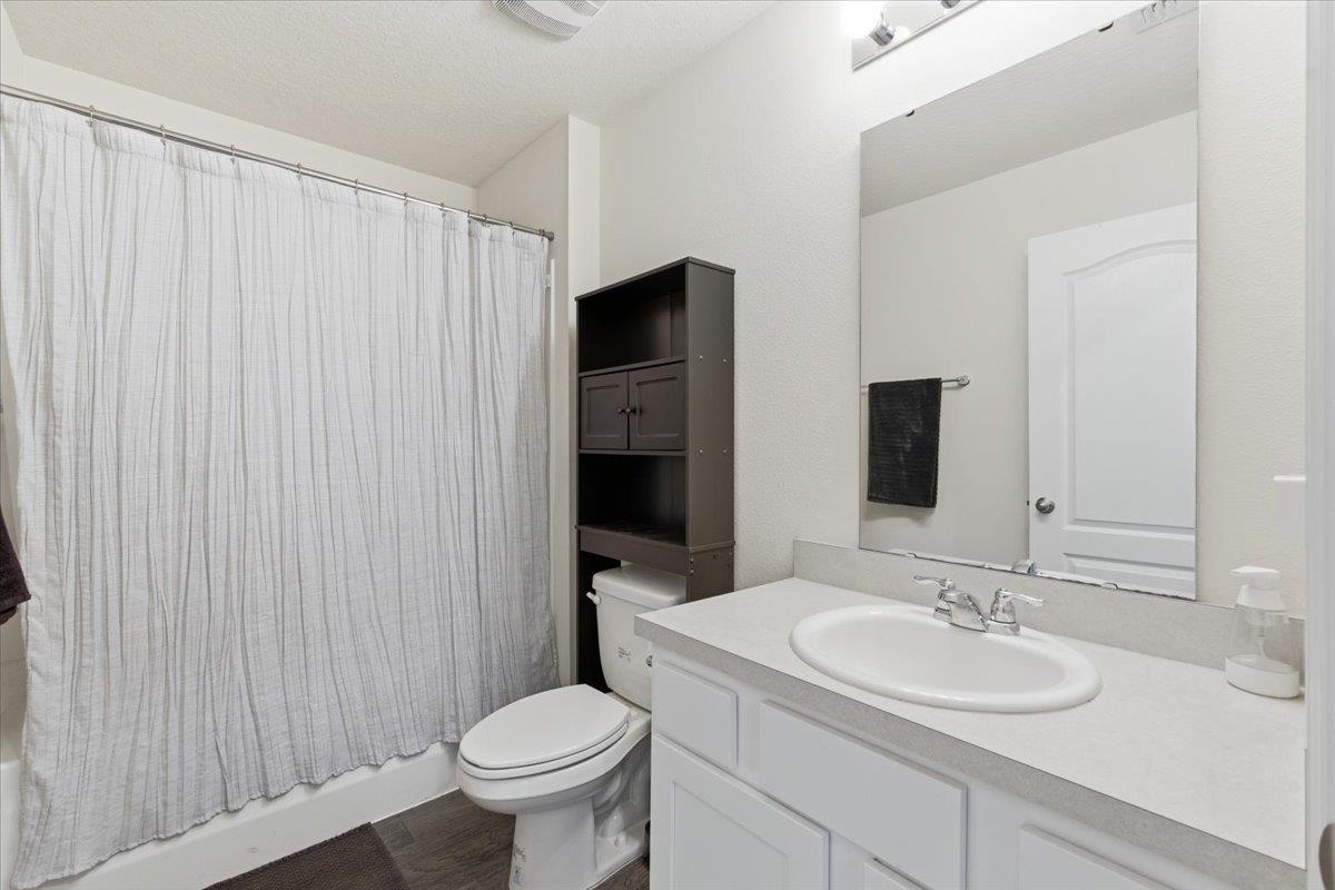 Image 23 of 57 For 100 Ryan Dr  