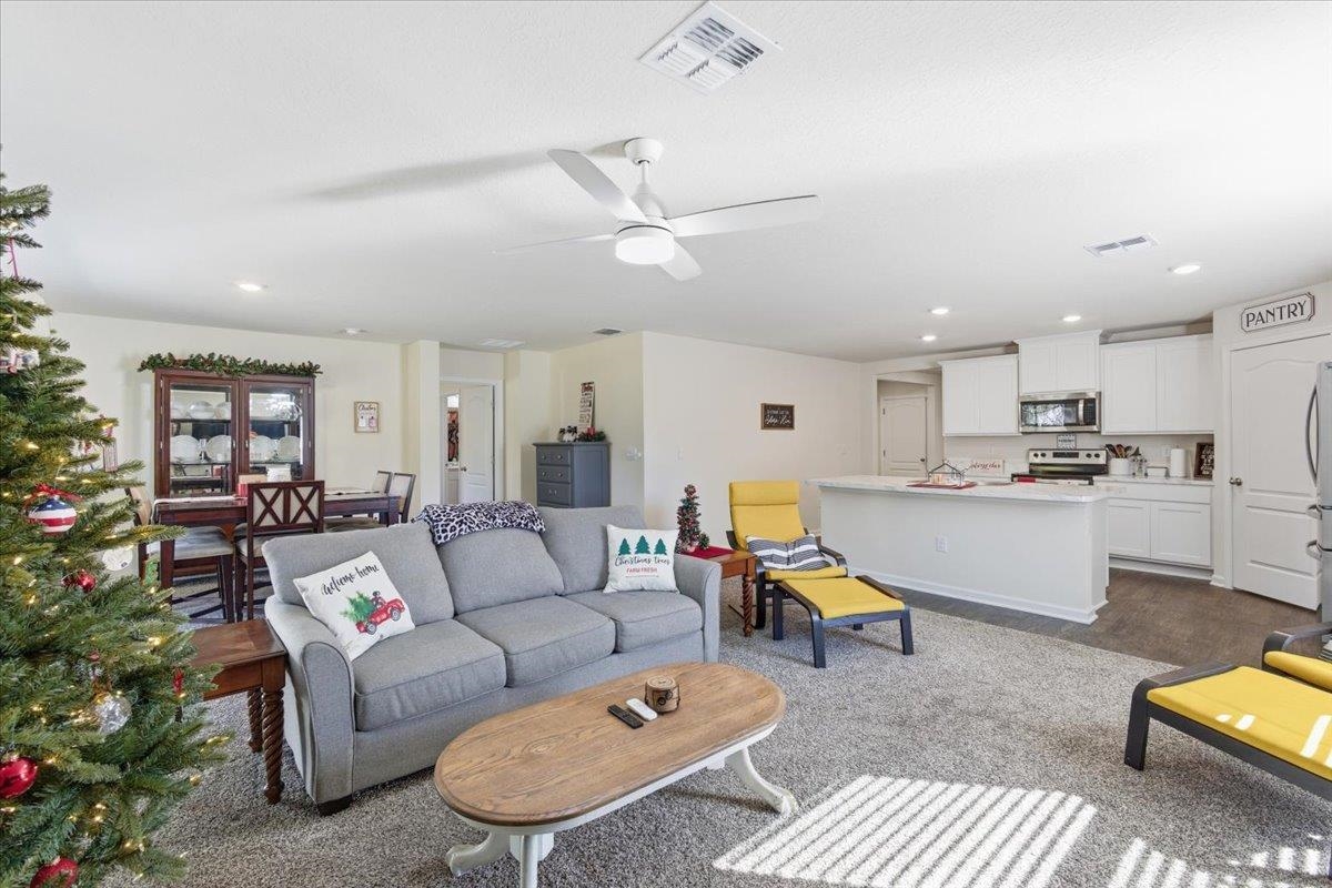 Image 37 of 57 For 100 Ryan Dr  