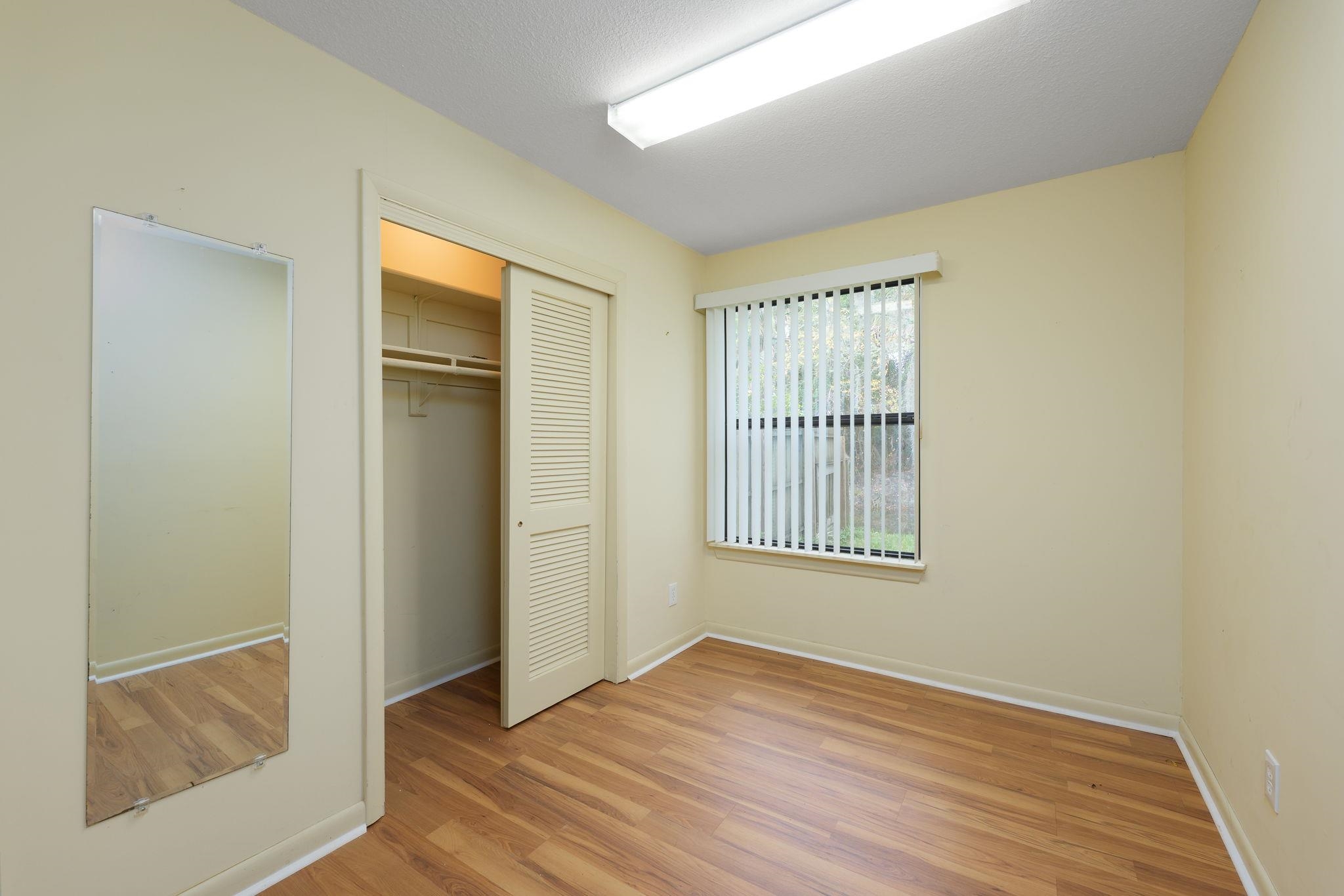 Image 14 of 22 For 138 Bermuda Ct