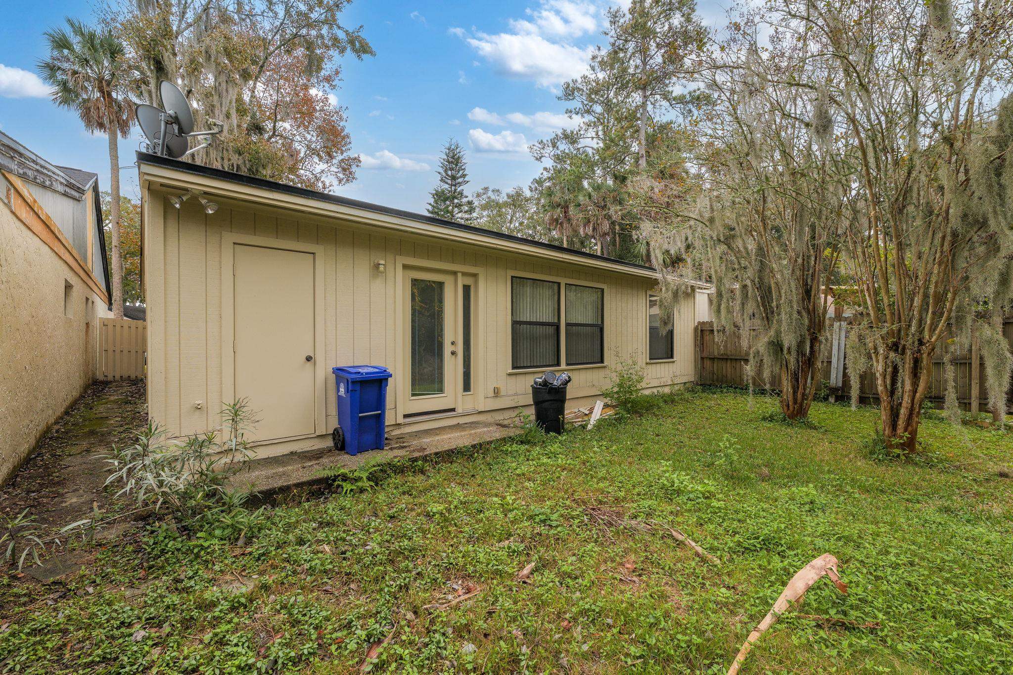 Image 22 of 22 For 138 Bermuda Ct