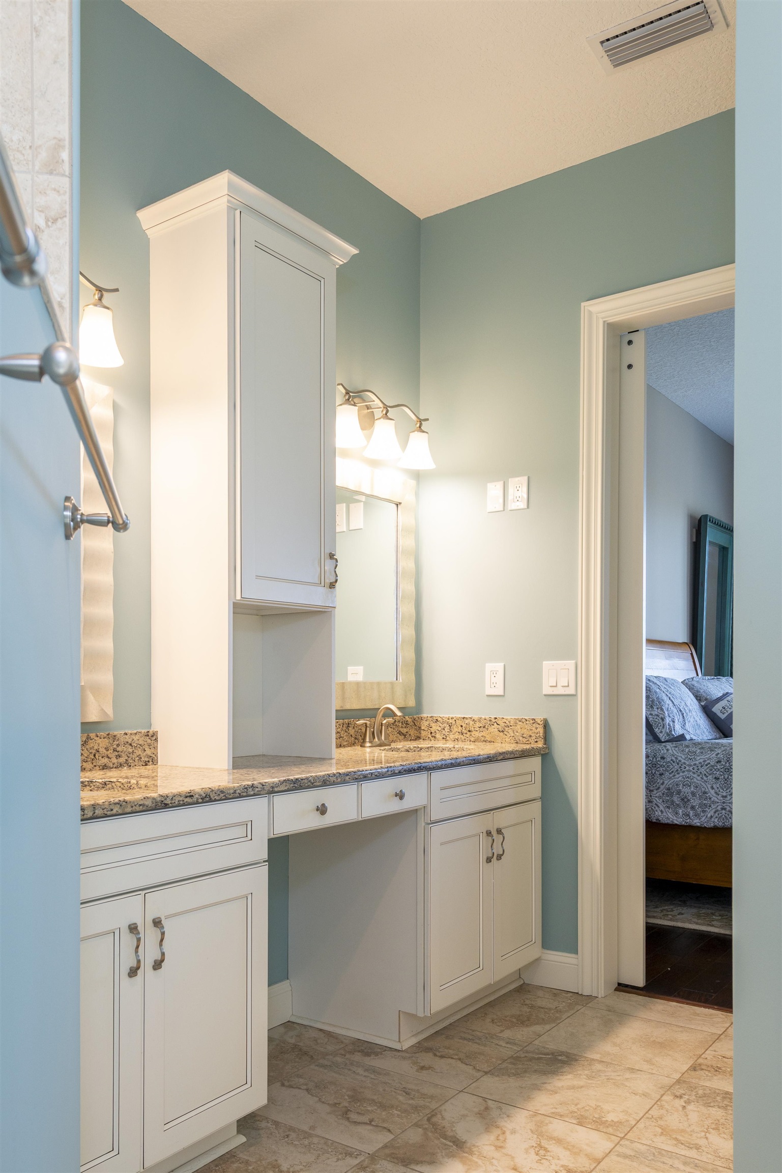 Image 17 of 62 For 5475 Riverwood Road N