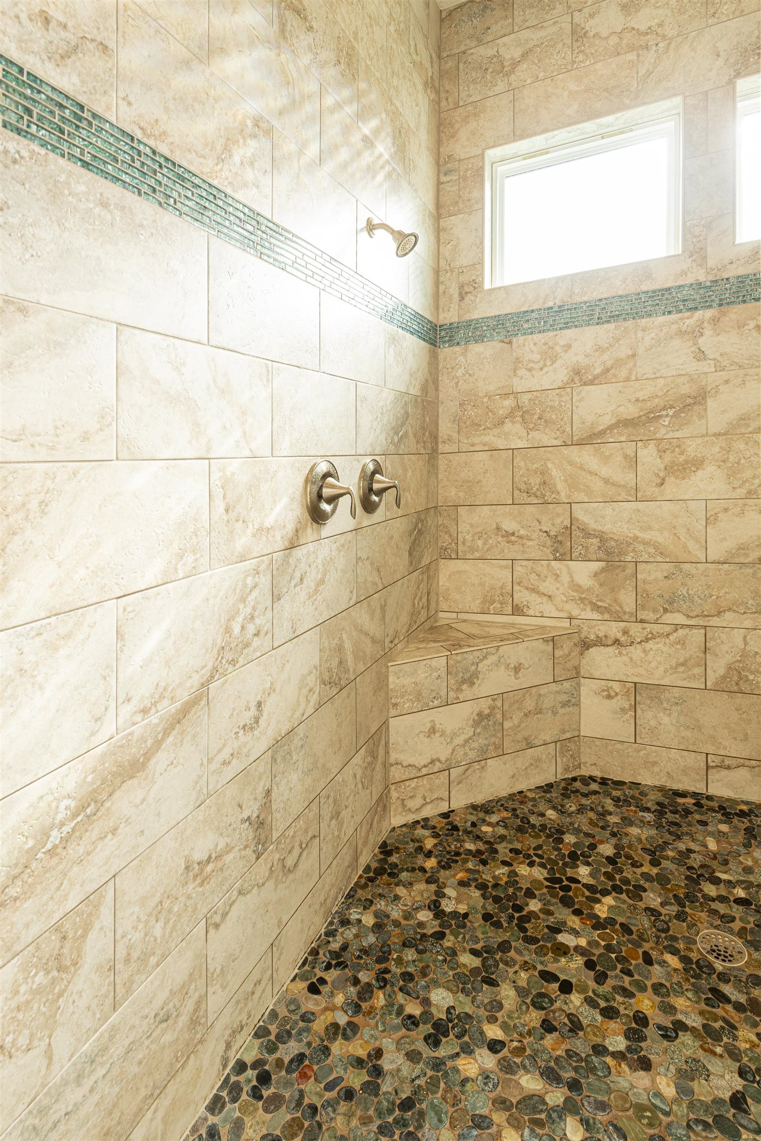 Image 19 of 62 For 5475 Riverwood Road N