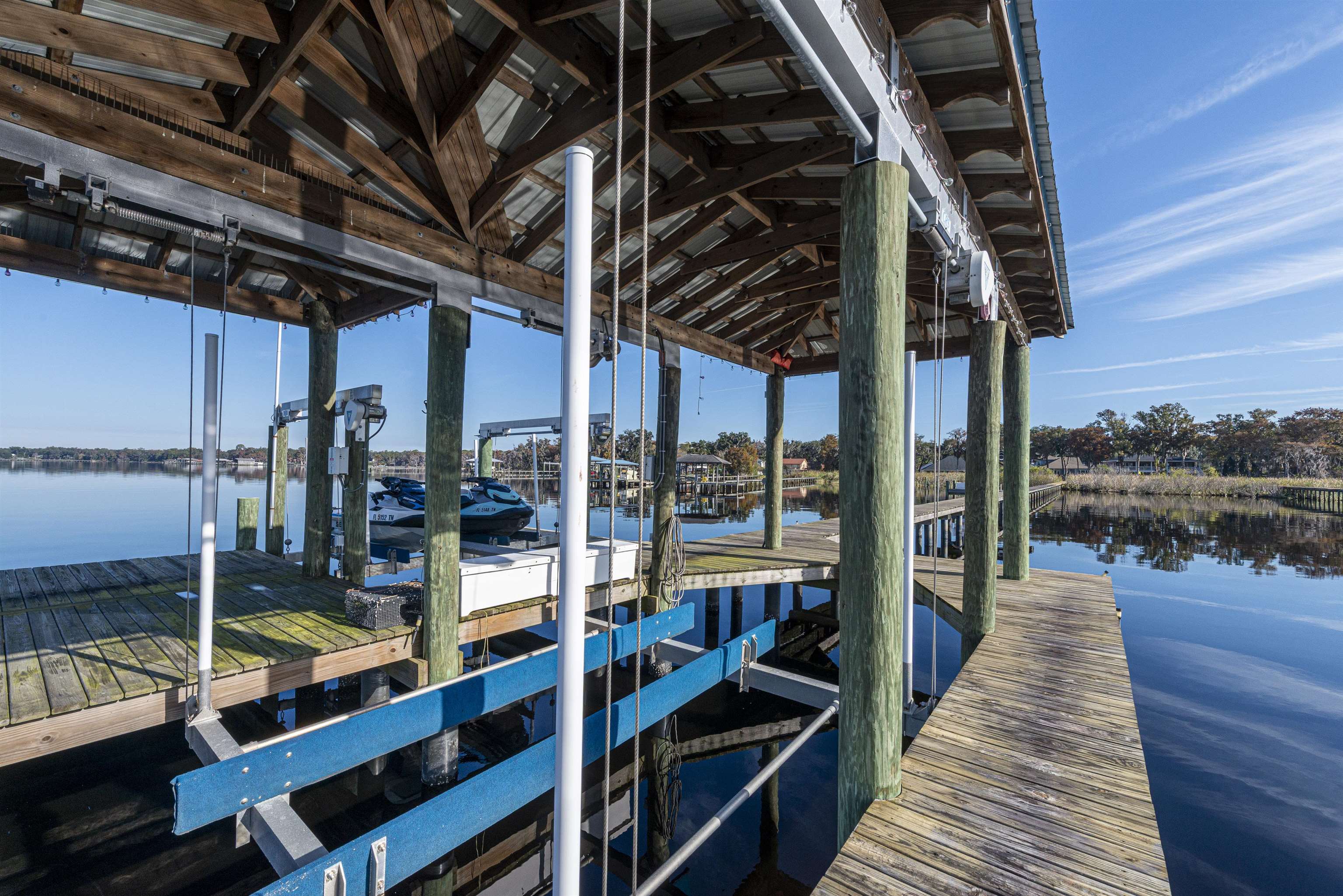 Image 43 of 62 For 5475 Riverwood Road N