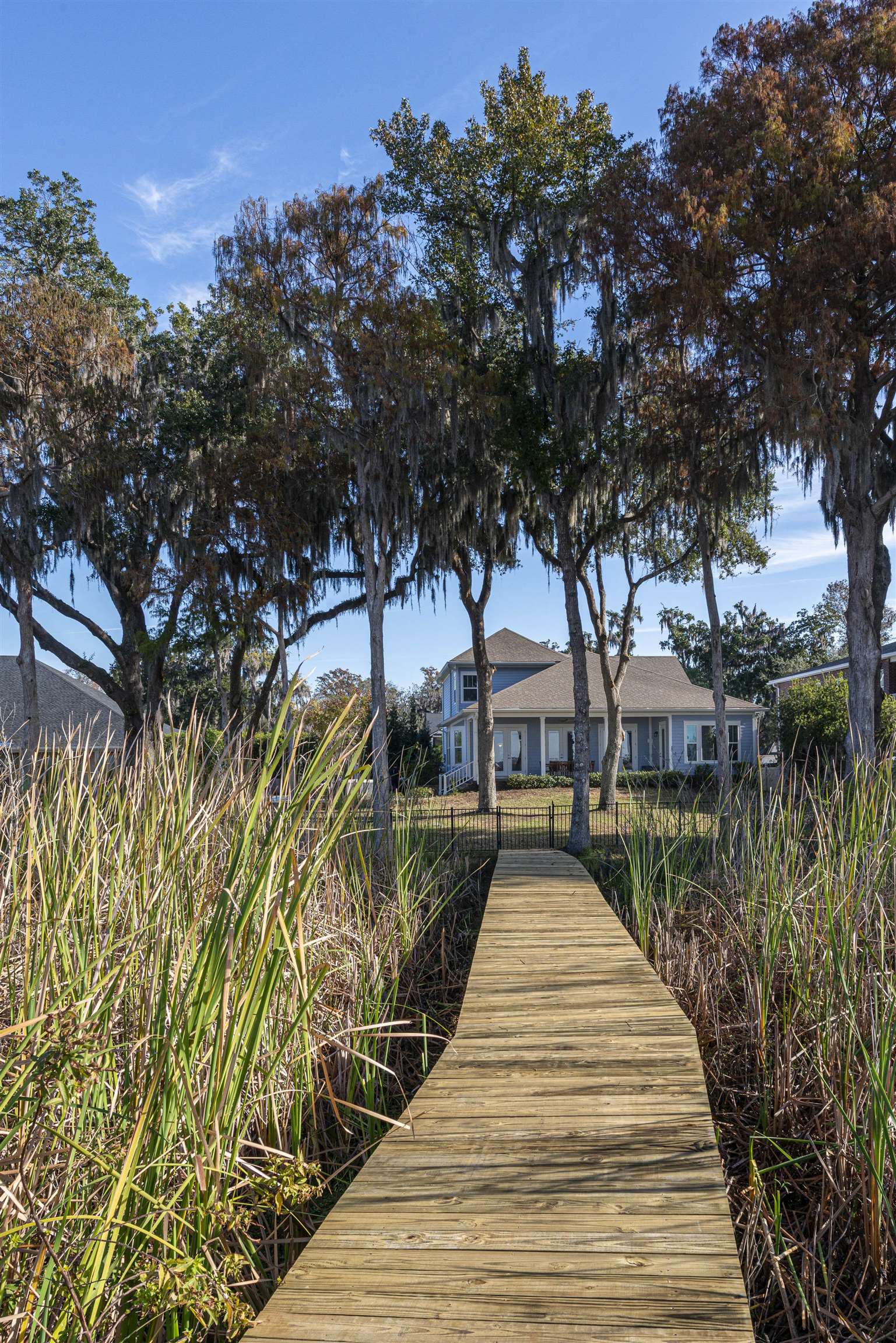 Image 46 of 62 For 5475 Riverwood Road N