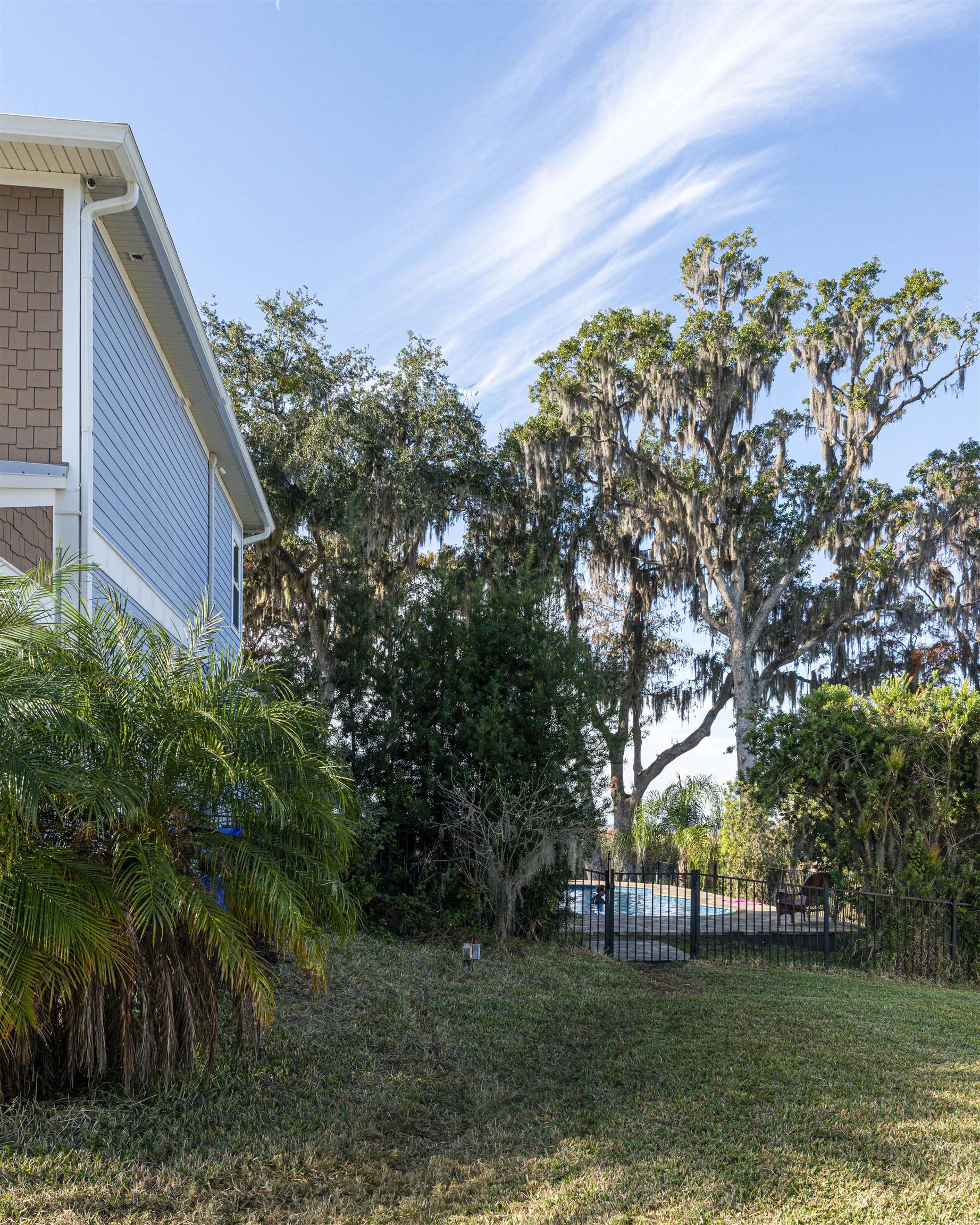 Image 56 of 62 For 5475 Riverwood Road N