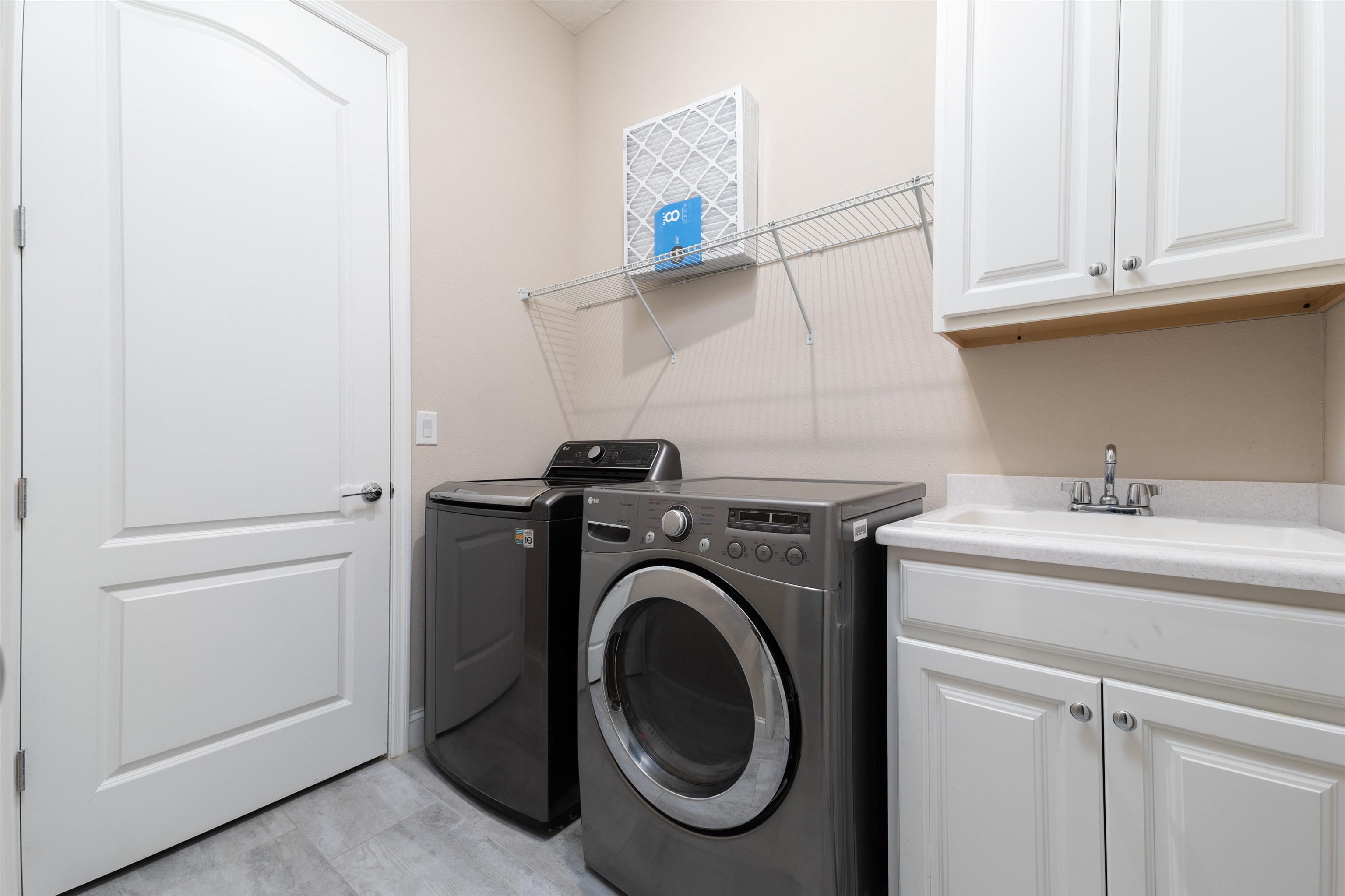 Image 31 of 63 For 31 Derecho Ln