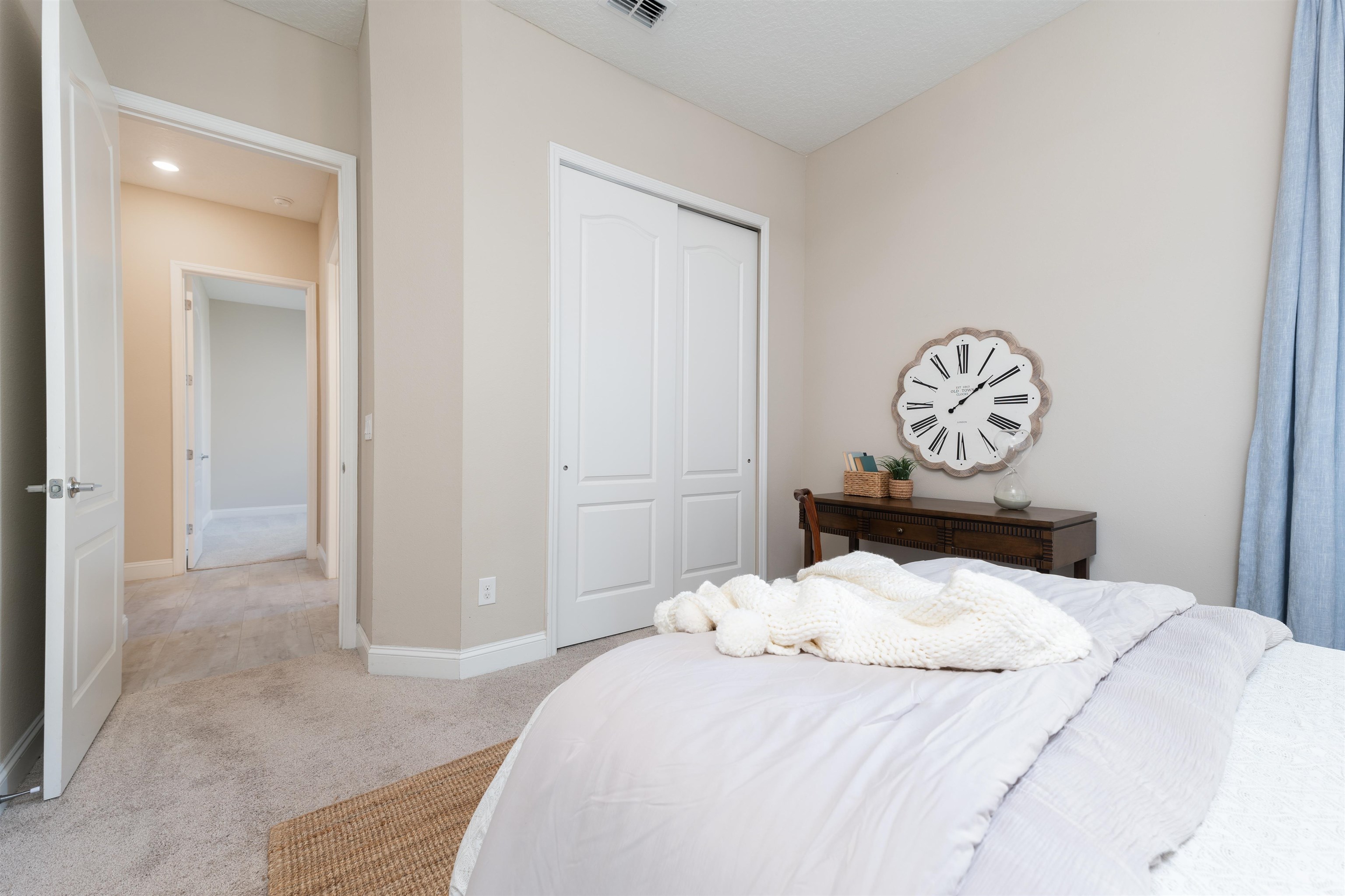 Image 36 of 63 For 31 Derecho Ln