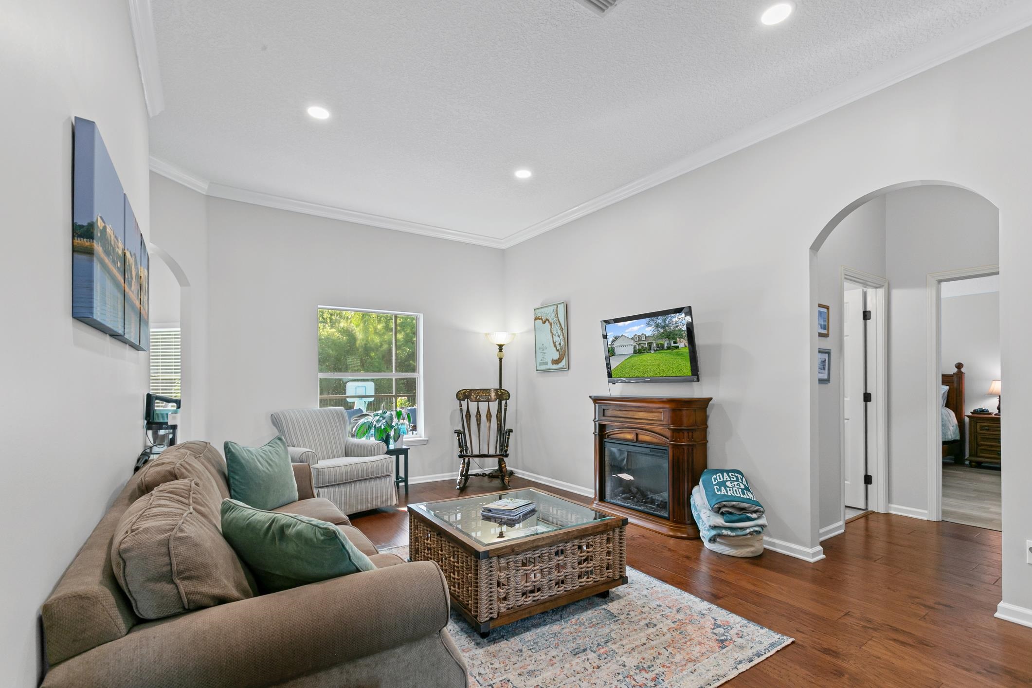 Image 18 of 86 For 2724 N Portofino Rd